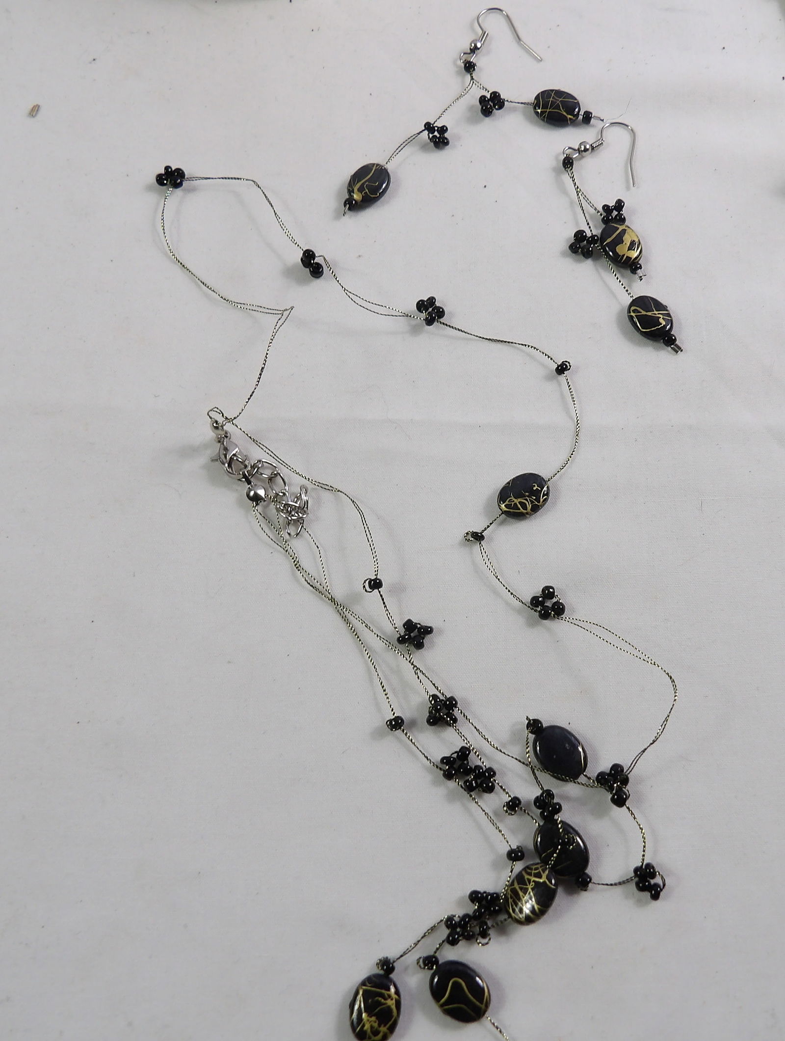 Matching Necklace and Earrings.: Matching Necklace and Earrings. All Measurements approximate. See photos for condition and details. Selling as is from 04281.