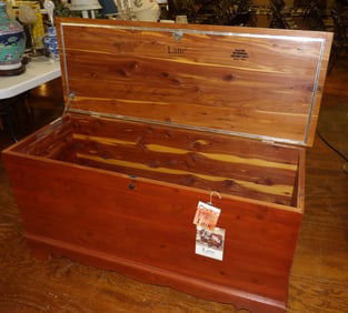 Lane Cedar Chest