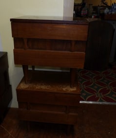 Pair Mid-Century Modern Night Stands