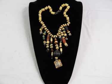 Native American Beaded Necklace