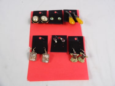 6 Pair Earrings.