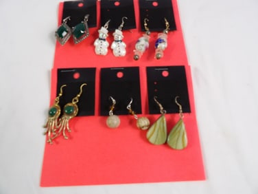 6 Pair Earrings.
