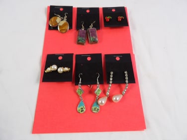 6 Pair Earrings.