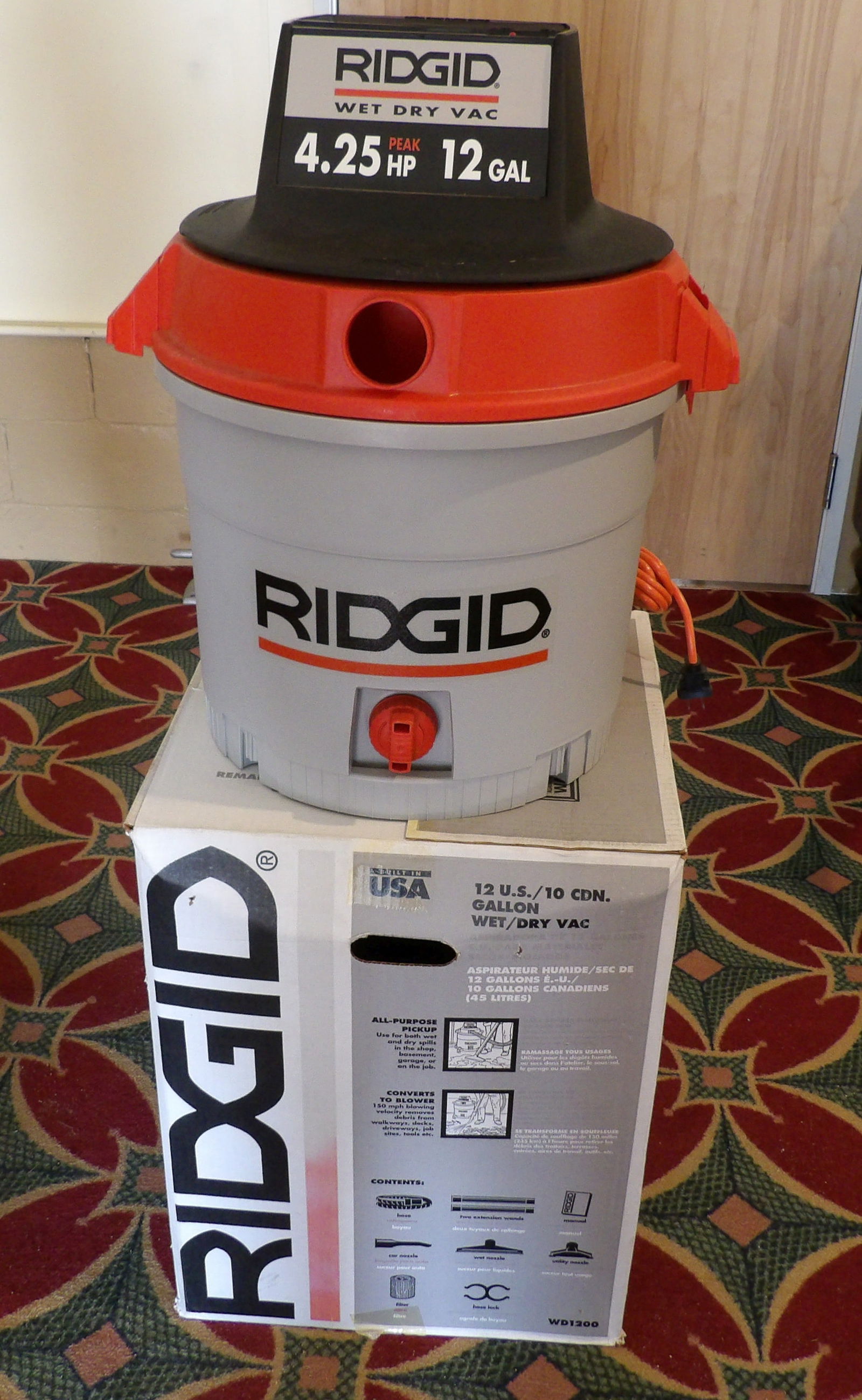 Wet/Dry Vacuum: Ridgid 4.25 HP, 12 Gallon Capacity Wet/Dry Vacuum. New. All measurements approximate. Please see photos for condition and details. Selling as is from 04281.