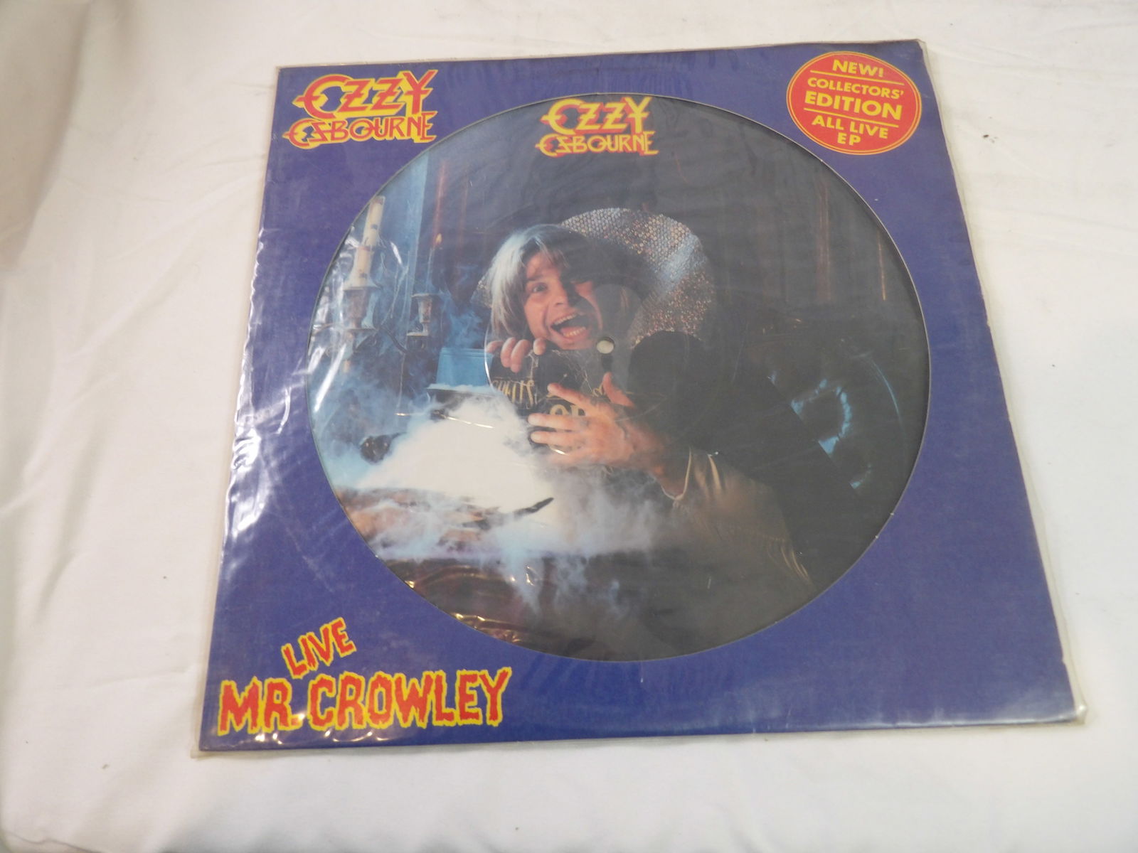 Ozzy Osbourne "Live- Mr. Crowley" LP: Ozzy Osbourne "Live- Mr. Crowley" LP. VG+. All measurements approximate. Please see photos for condition and details. Selling as is from 04281.