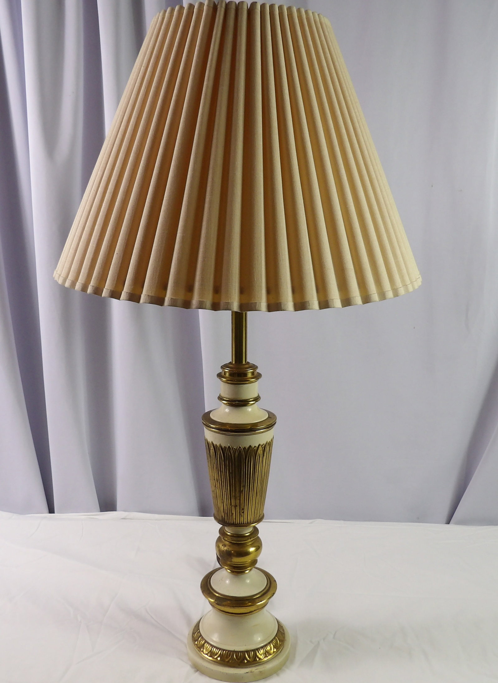 Table Lamp (1 of 4)