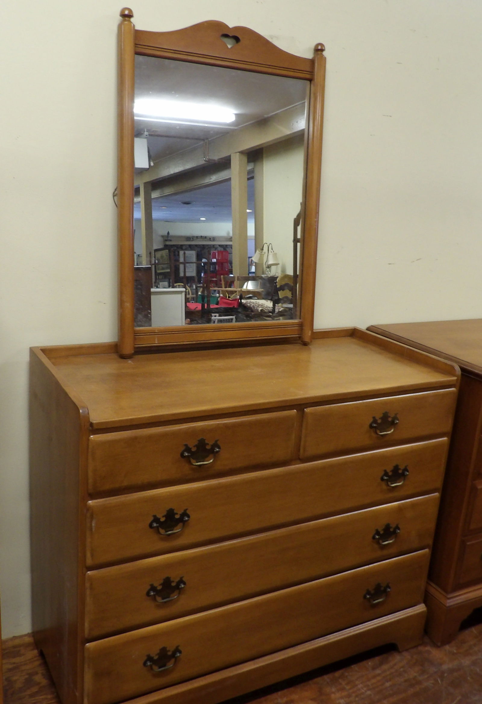 5 Drawer Maple Dresser with Mirror (1 of 4)
