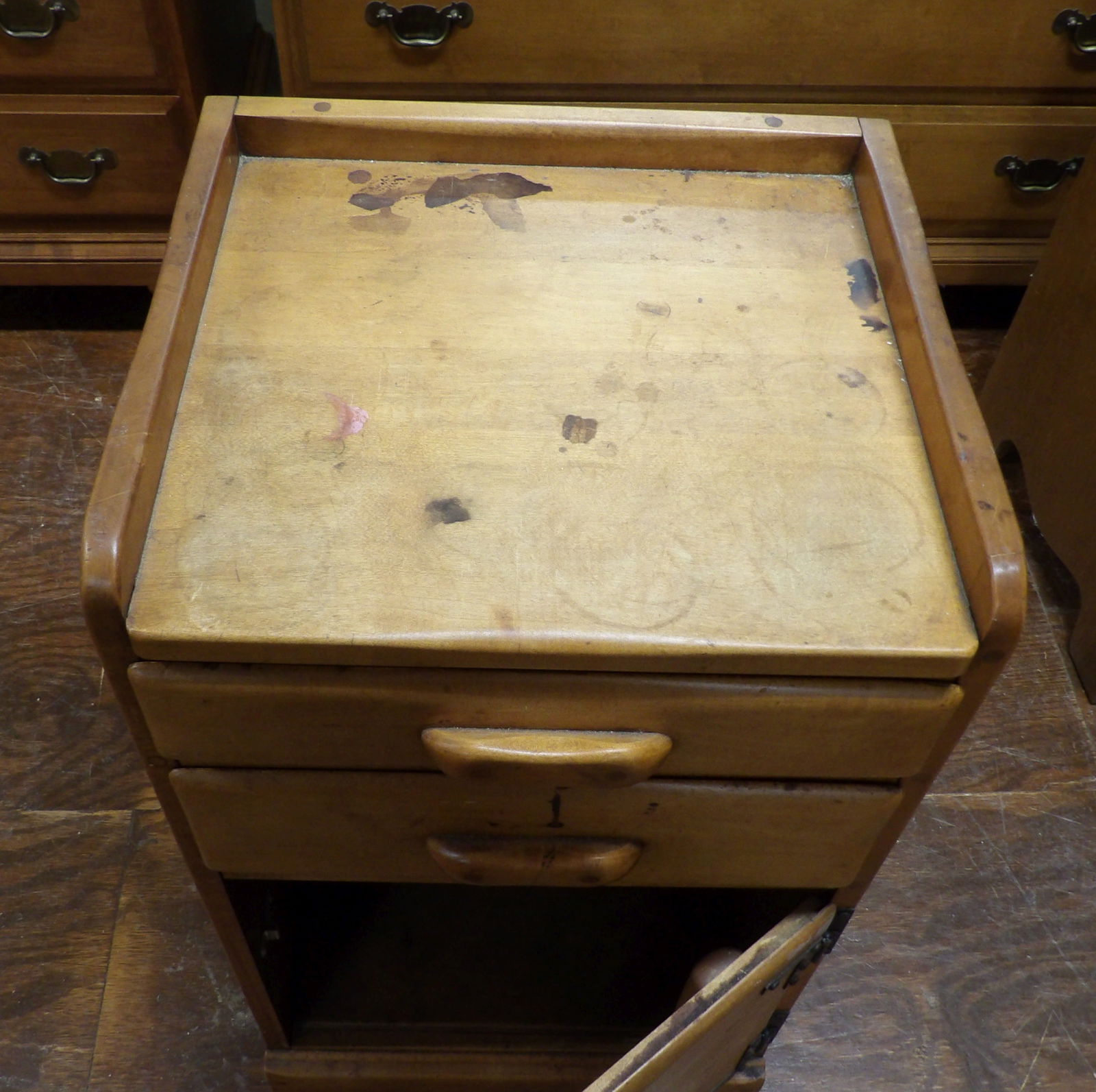 2 Drawer Maple Stand - 3