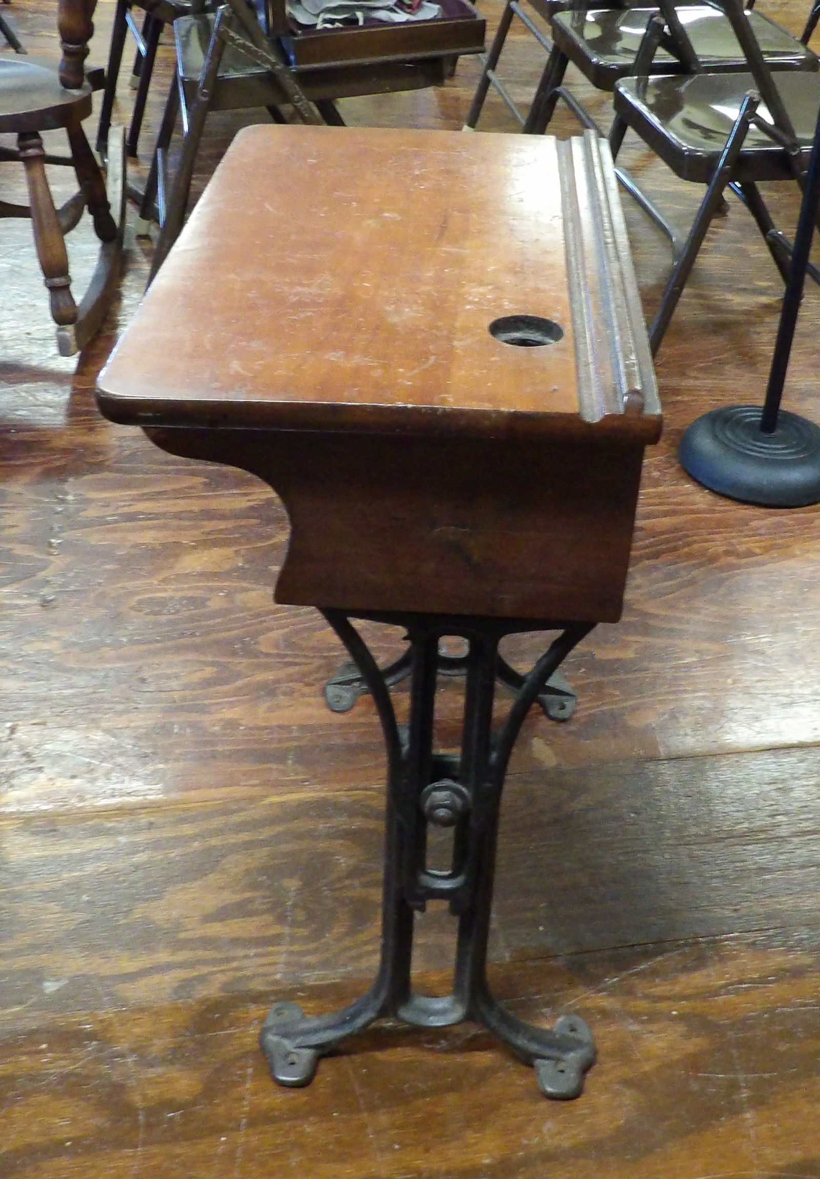 Early School Desk - 3