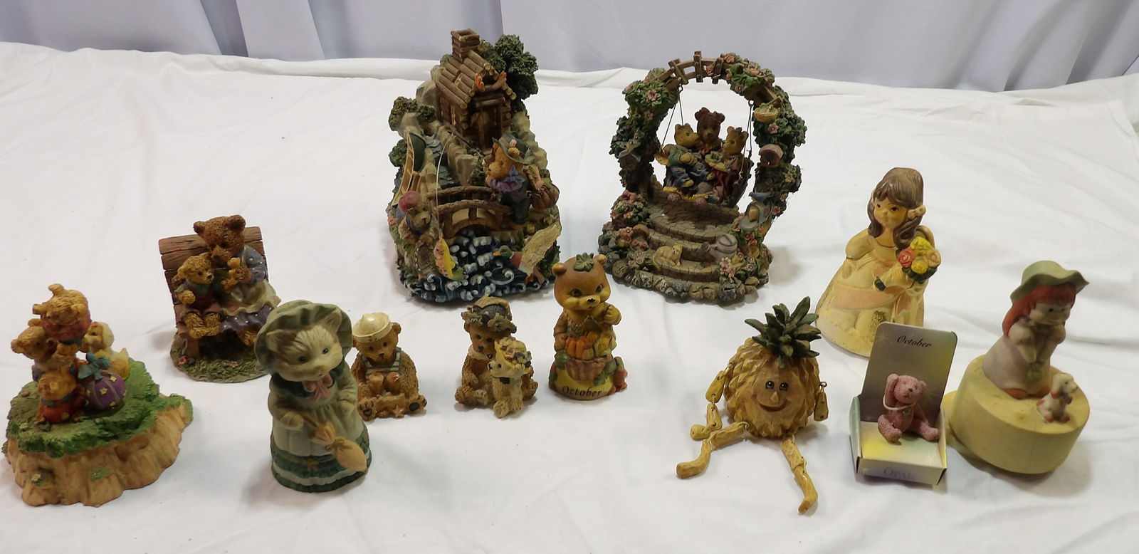 Large Bears and Music Box Lot (1 of 4)