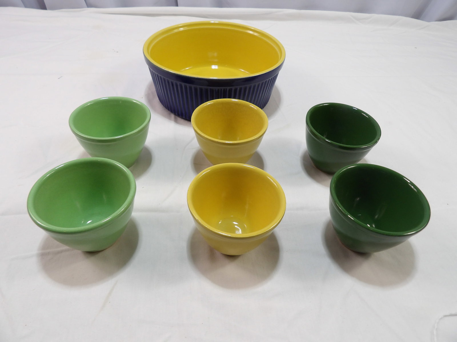 7 PCS-Pottery Cups and Bowl (1 of 4)