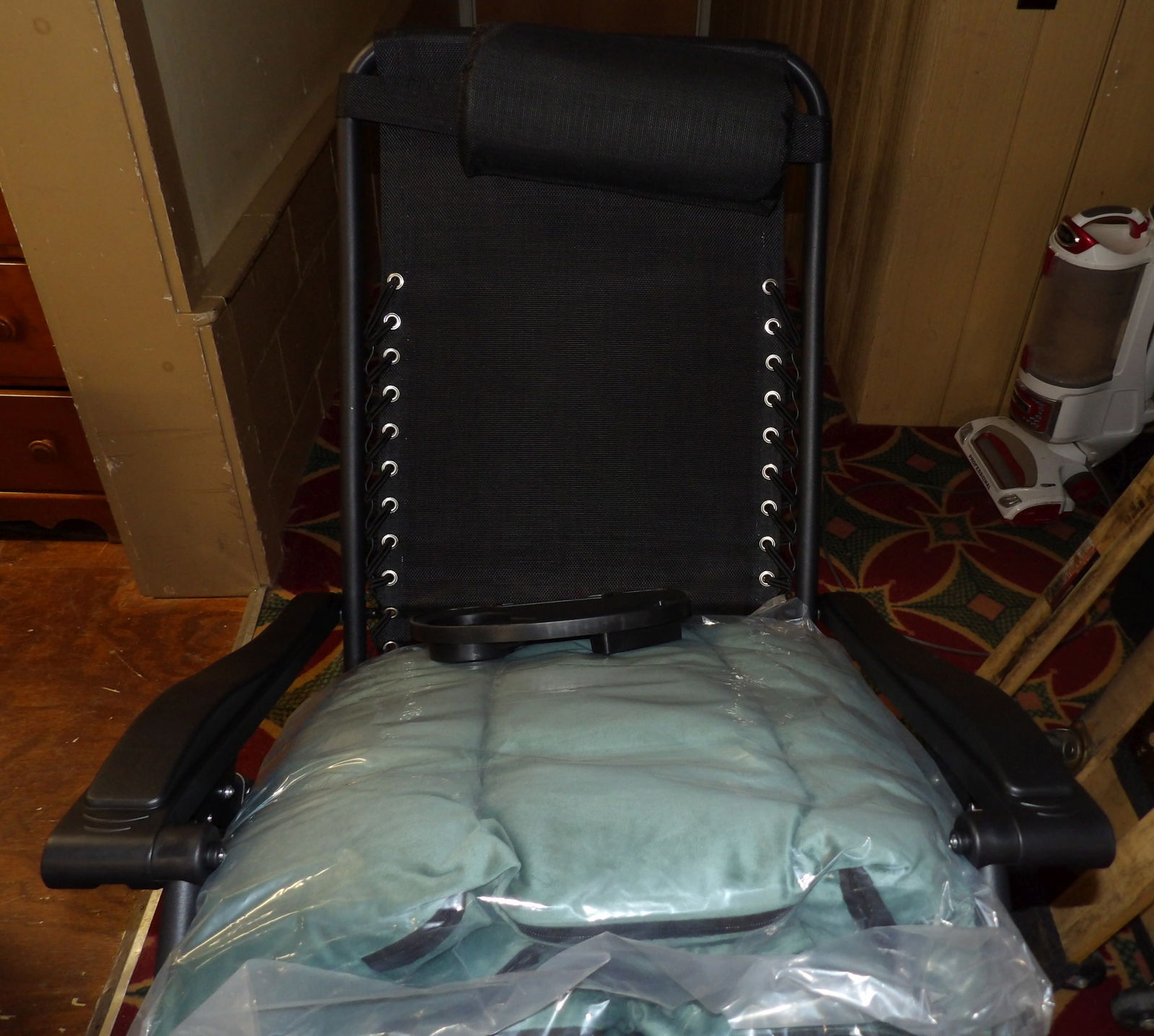 Zero Gravity Reclining Chair - 2