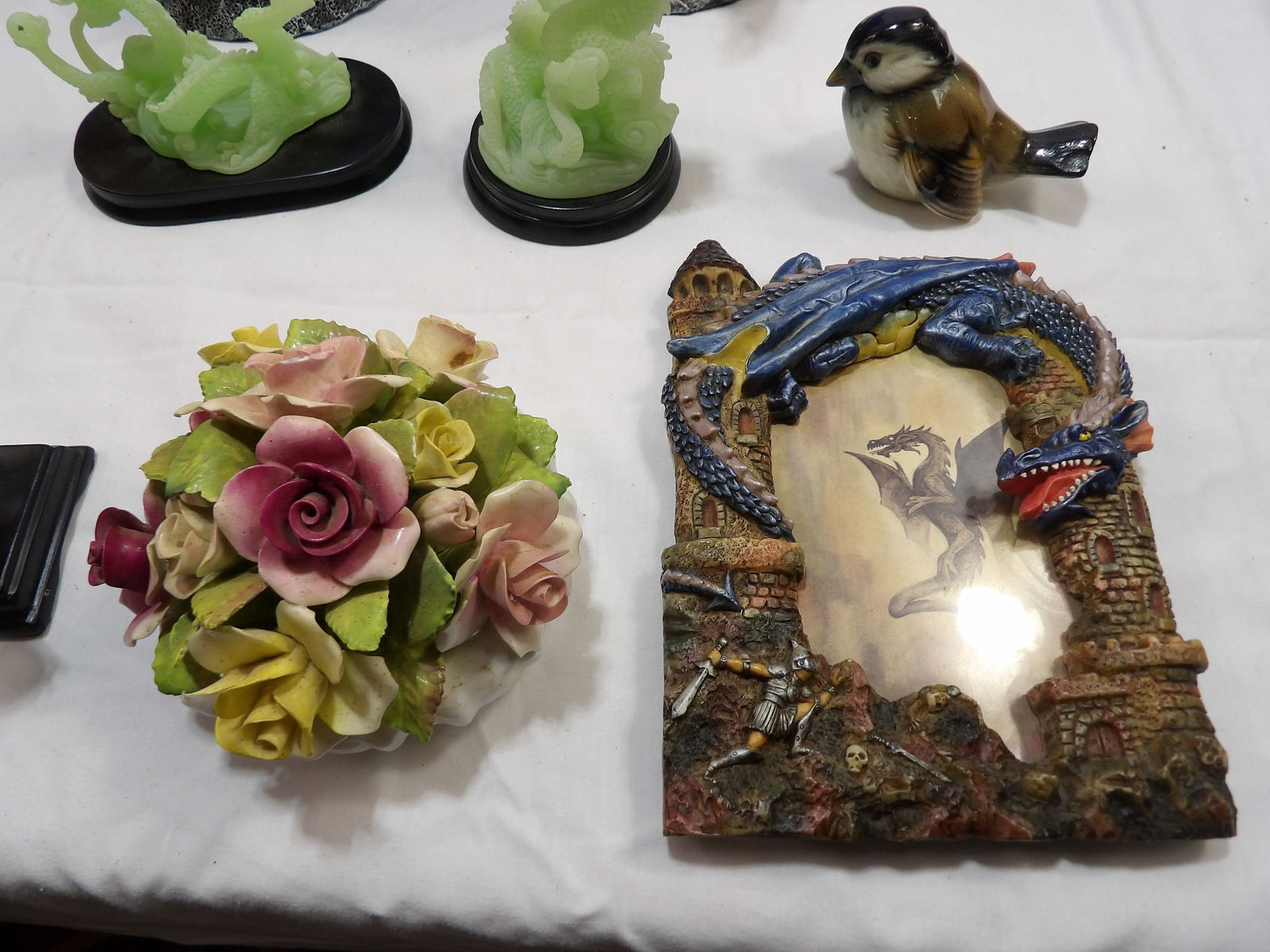 8 PCS-Assorted Figurines - 2