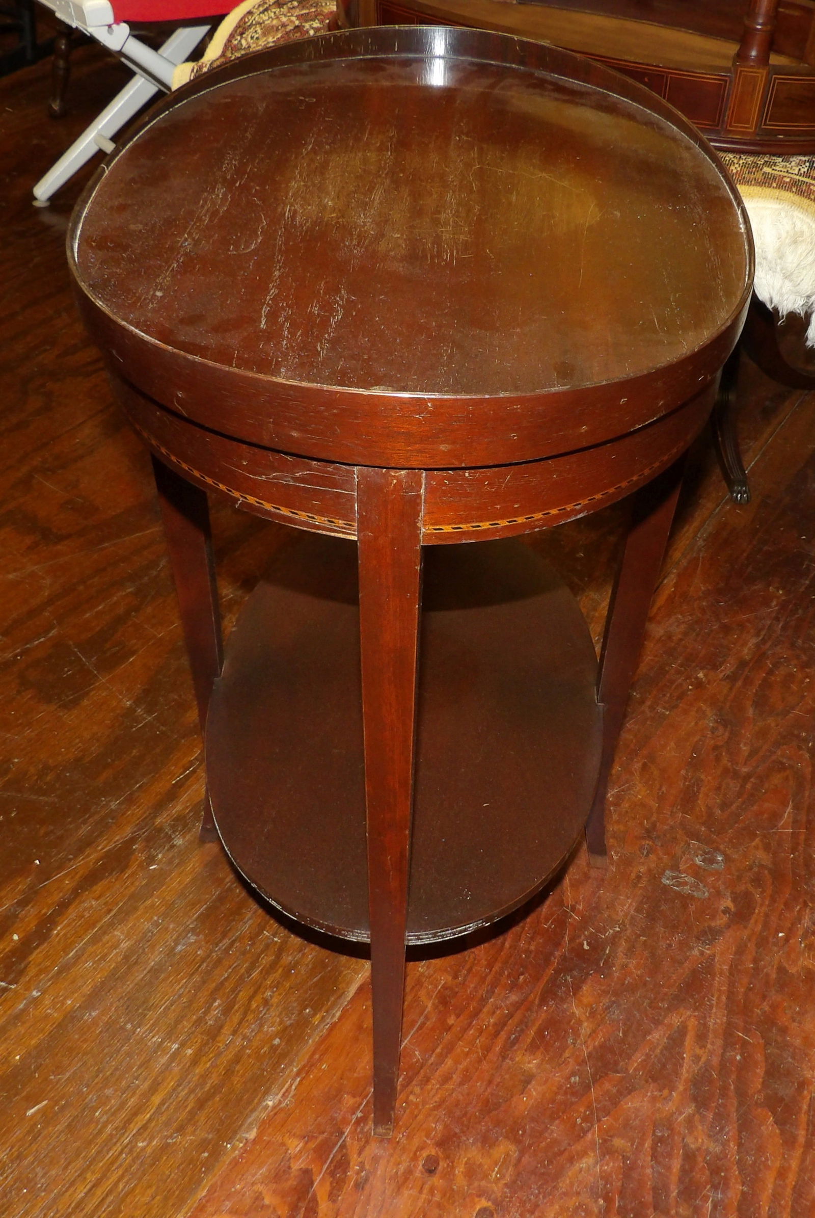 Oval Shaped End Table - 3