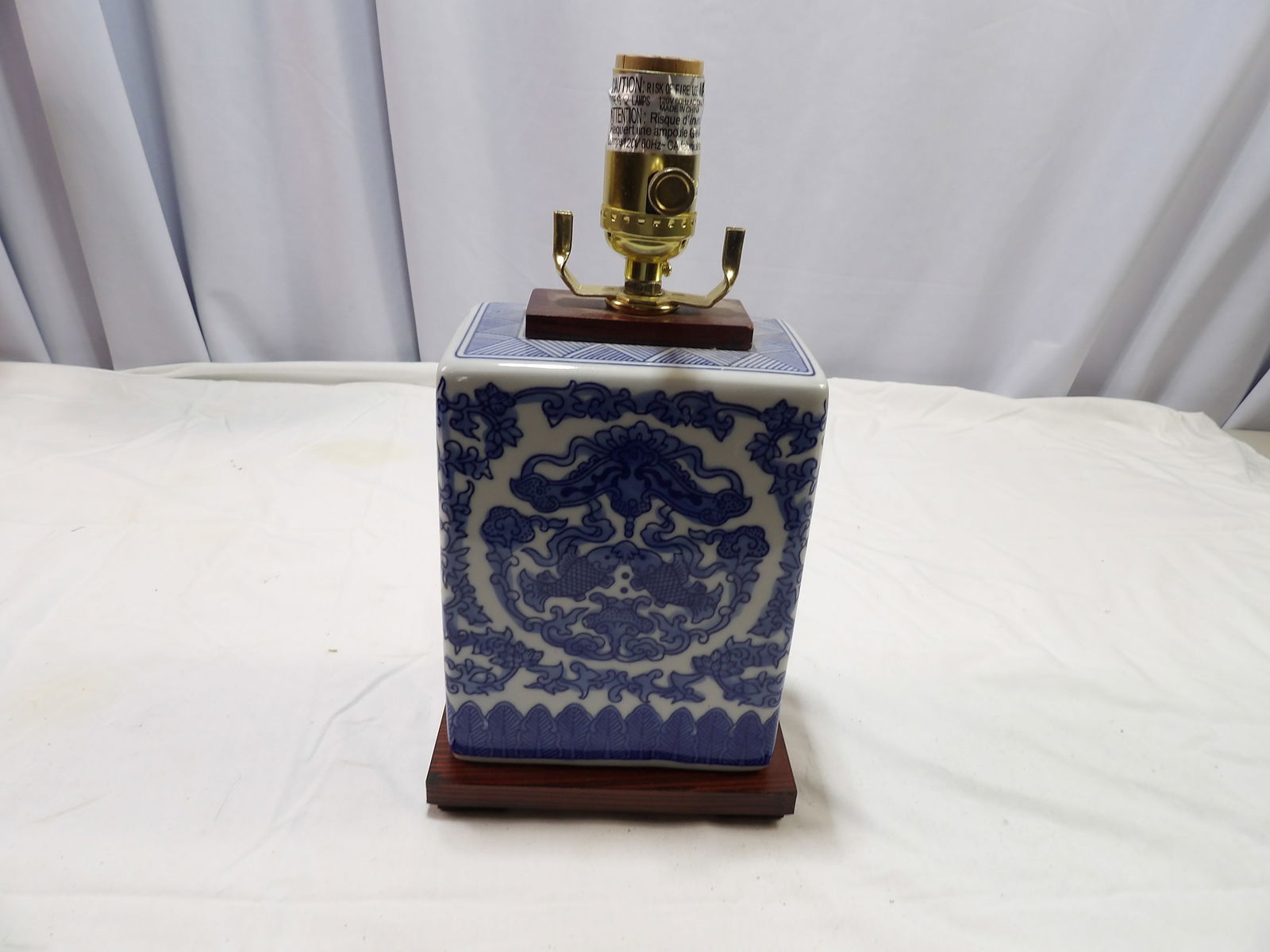 Porcelain Lamp: Nice Porcelain Lamp. All measurements are approximate. Please see photos for condition and details. Selling as is from 04281.