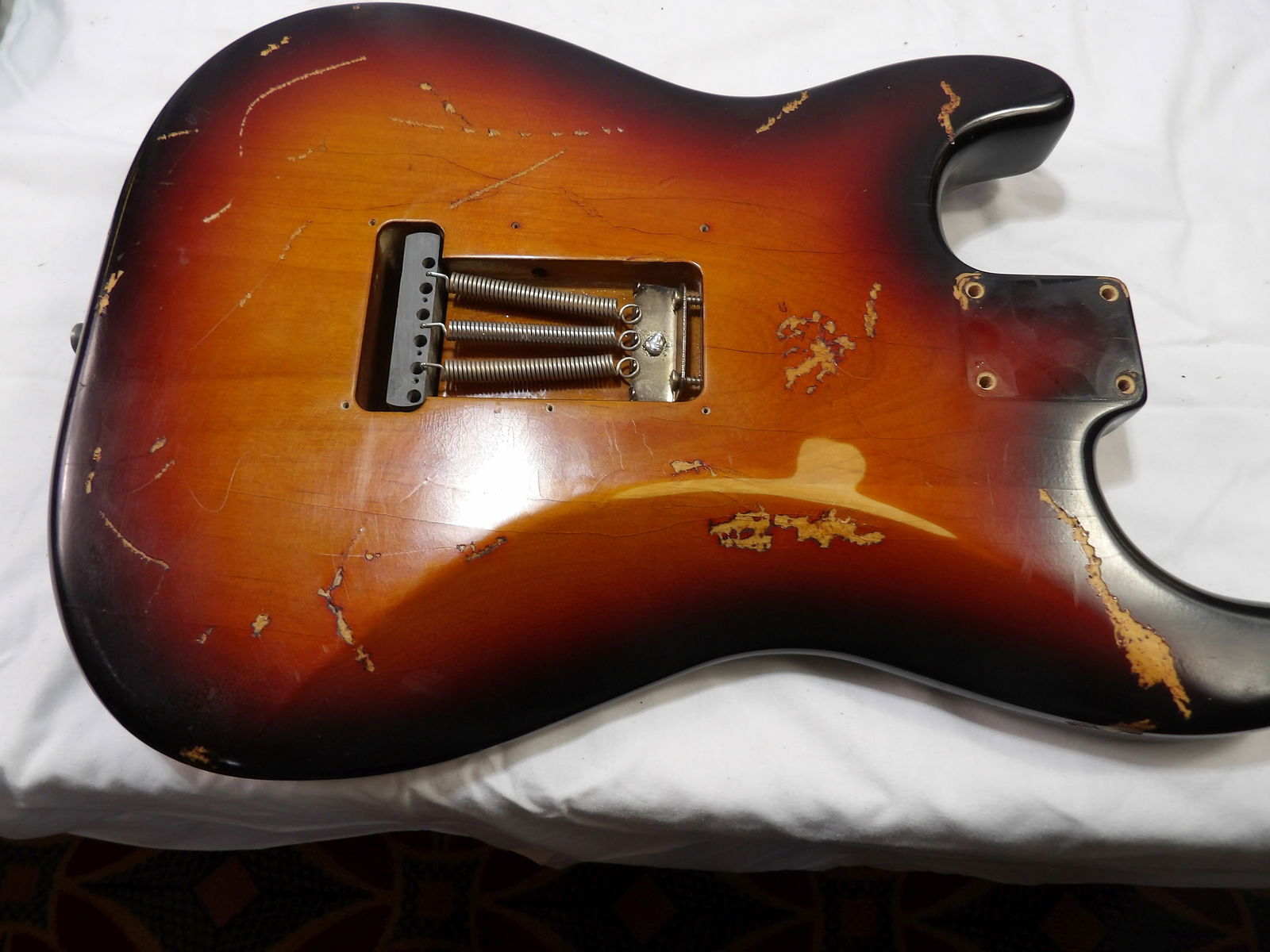 Fender Electric Body - 4