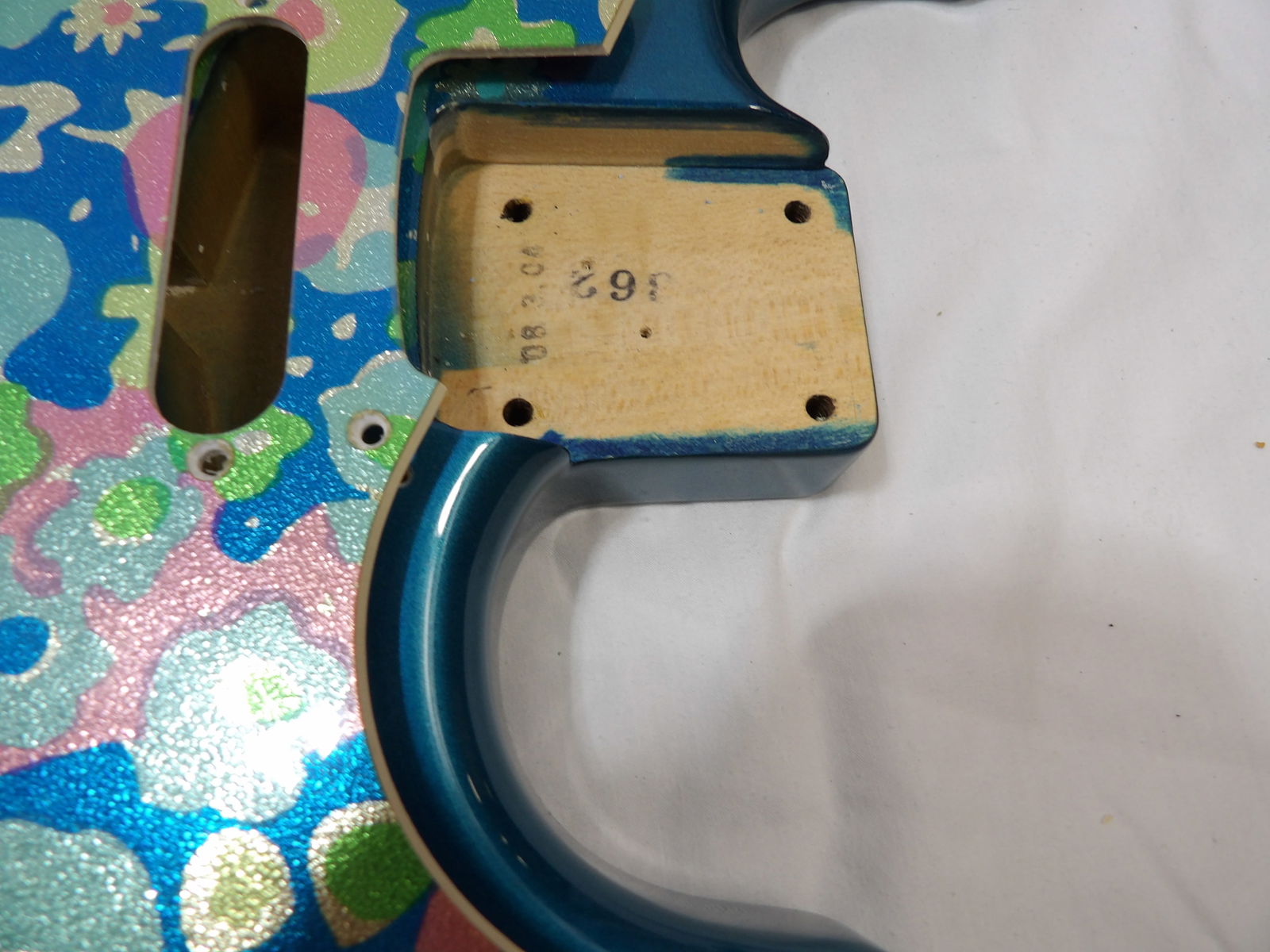 Fender Electric Body - 2