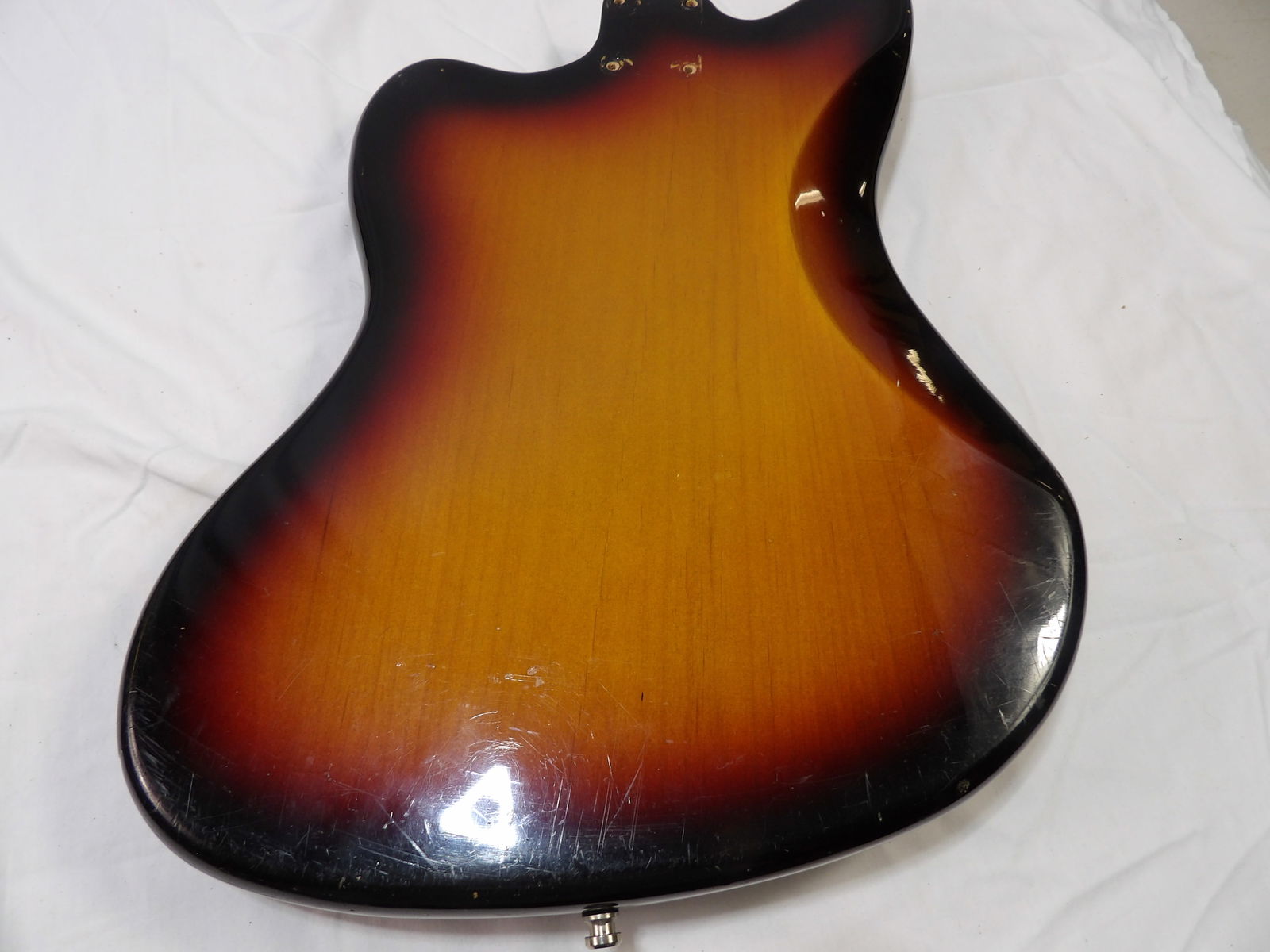 Fender Electric Body - 4