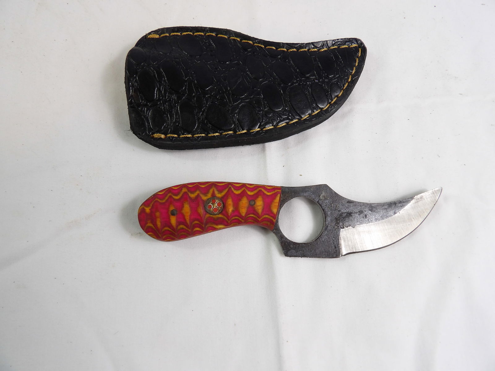 MHS Cutlery: MHS Cutlery Short Skinner Knife with Leather Sheath. All measurements approximate. Please see photos for condition and details. Selling as is from 04281.