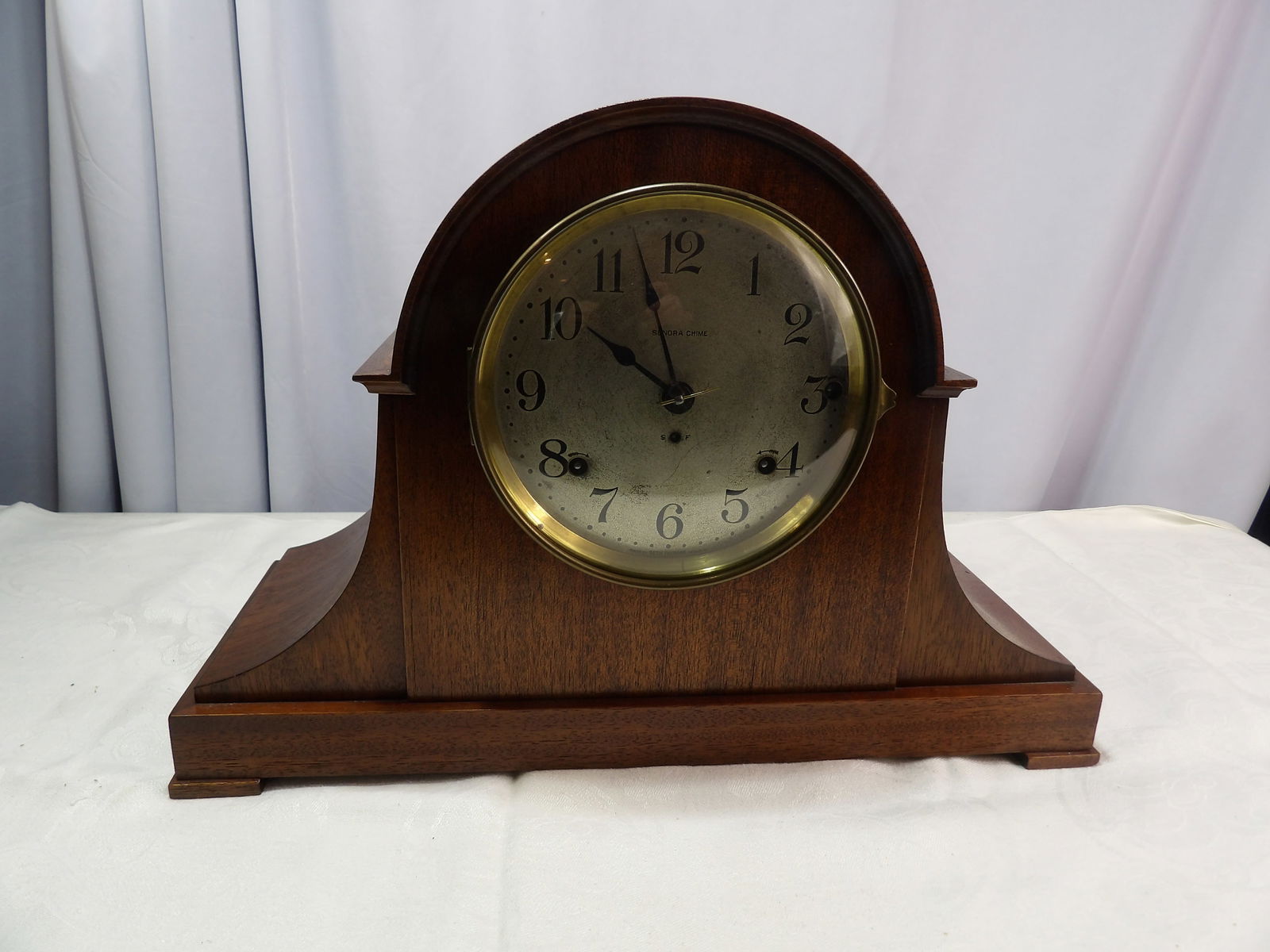 Mantel Clock (1 of 4)