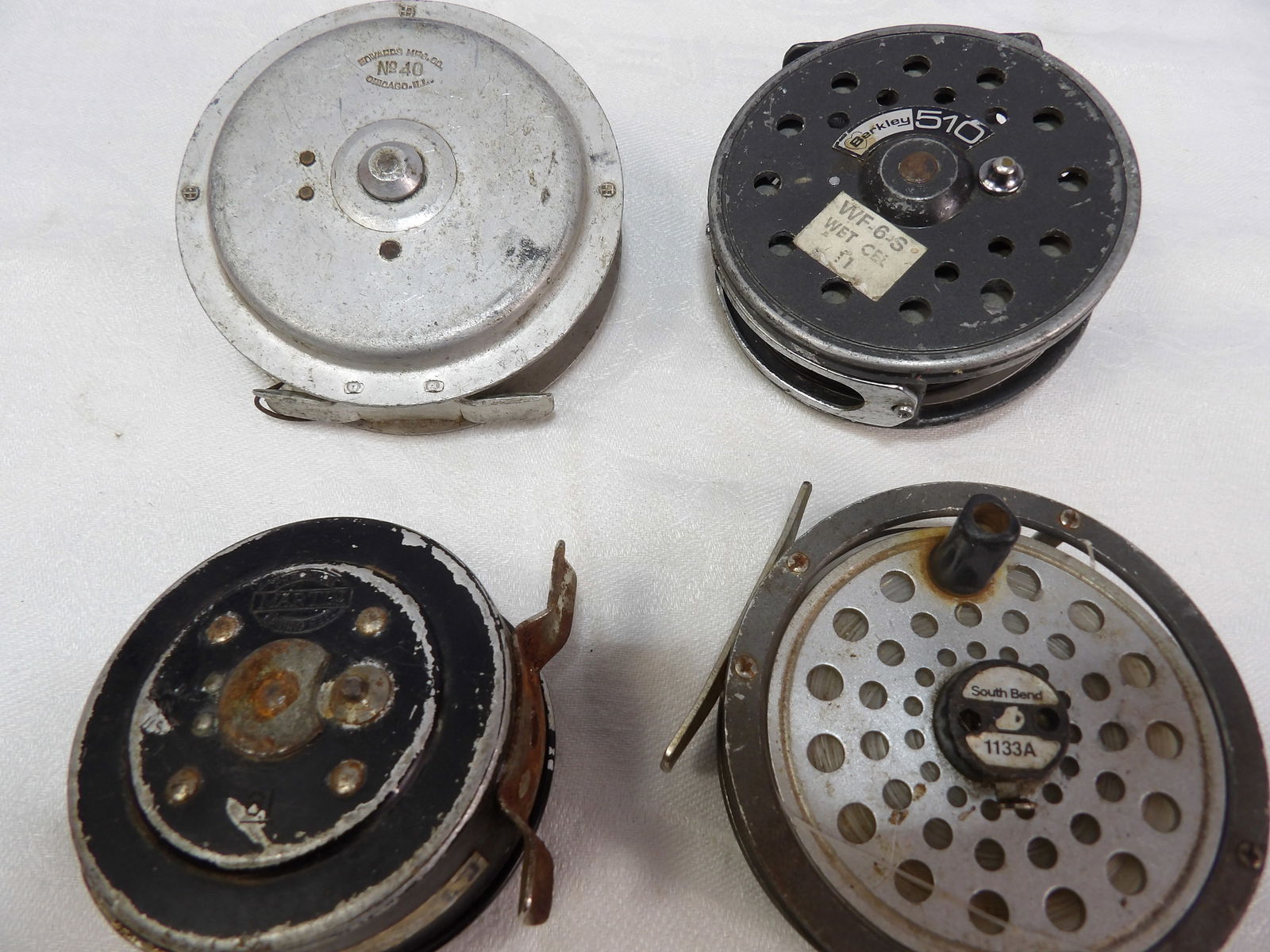 4 PCS Fishing Reels (1 of 4)