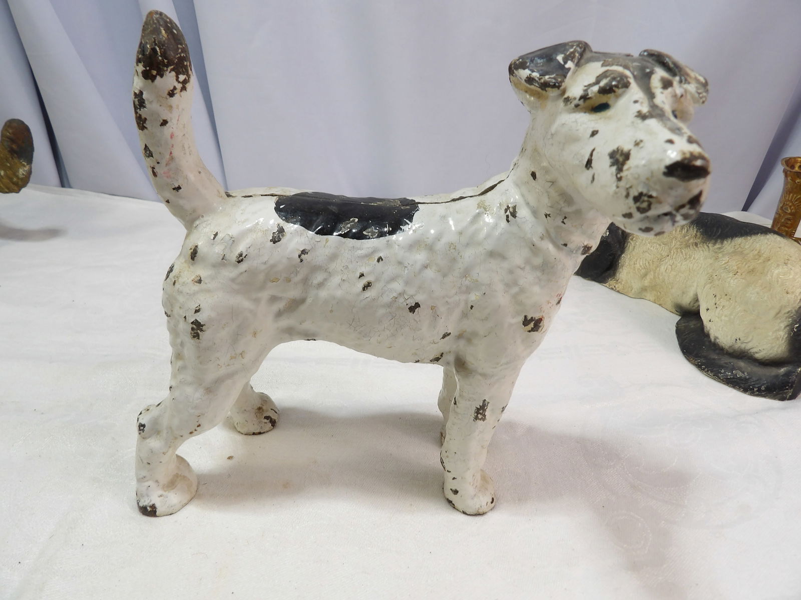 Antique Cast Iron Dog (1 of 4)
