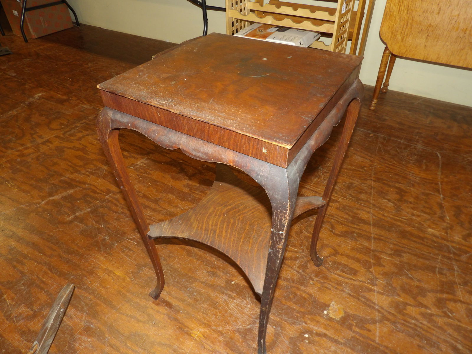 Oak Stand: Tiger Oak Stand 16" X 16" . All measurements approximate. Please see photos for condition and details. Selling as is from 04281.