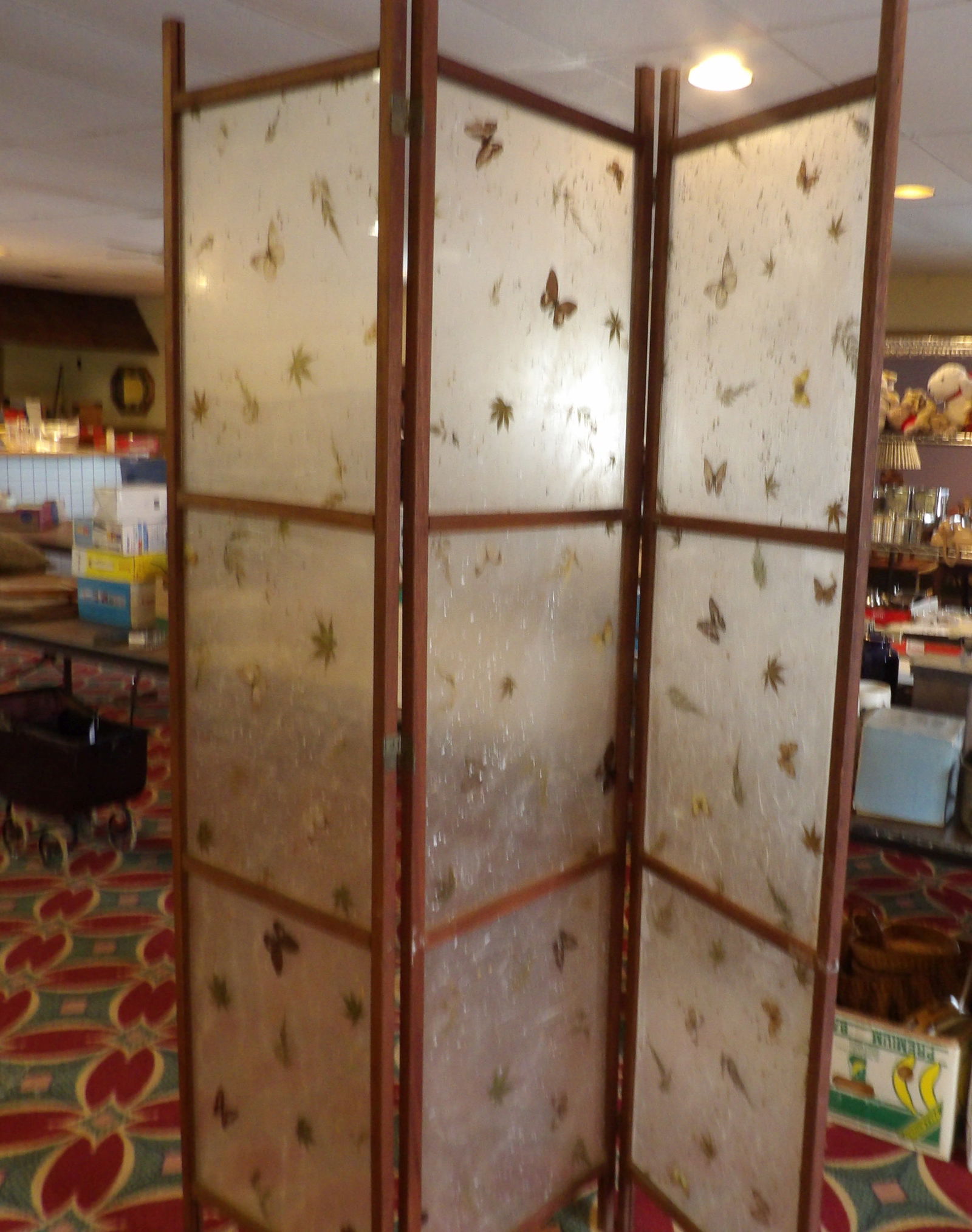 Room Divider: Beautiful Shoji Screen Room Divider with Butterfly and Leaf Design 76" Tall with 3 Panels each 19" Wide. All measurements approximate. Please see photos for condition and details. Selling as is from 0