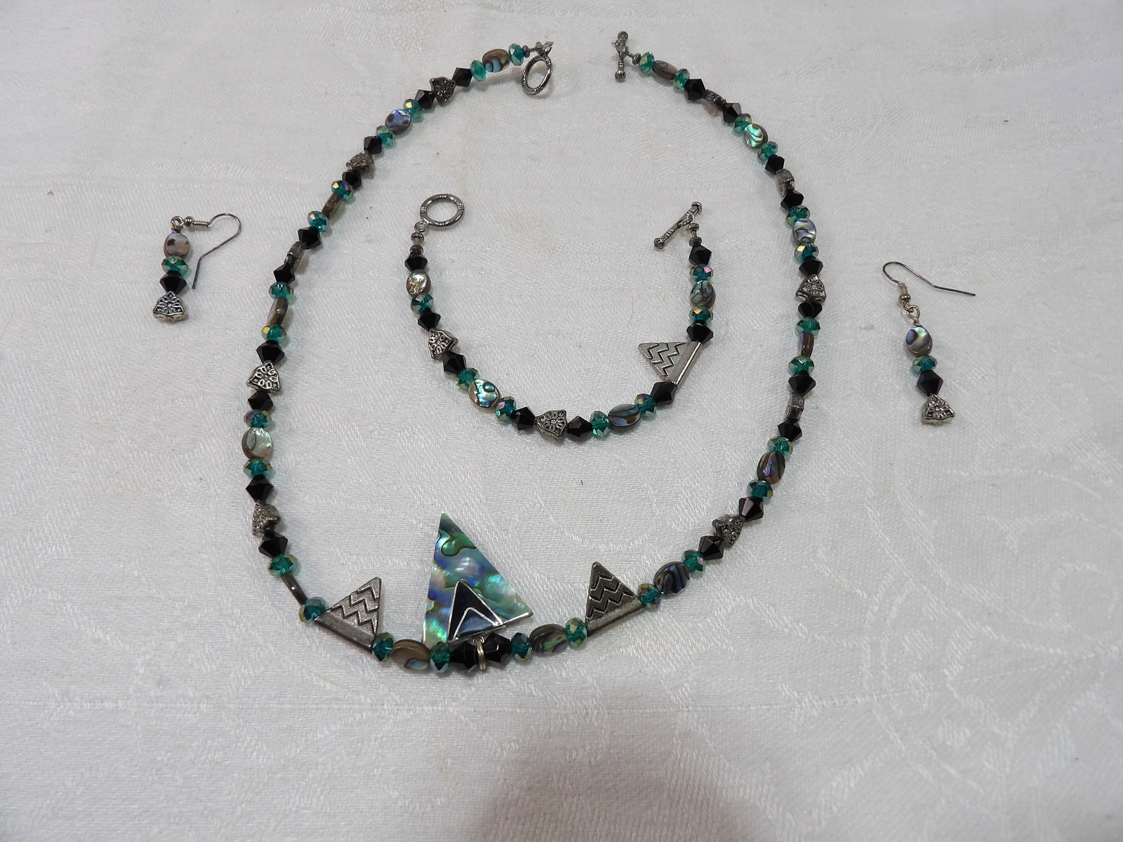 Beaded Jewelry Set (1 of 2)