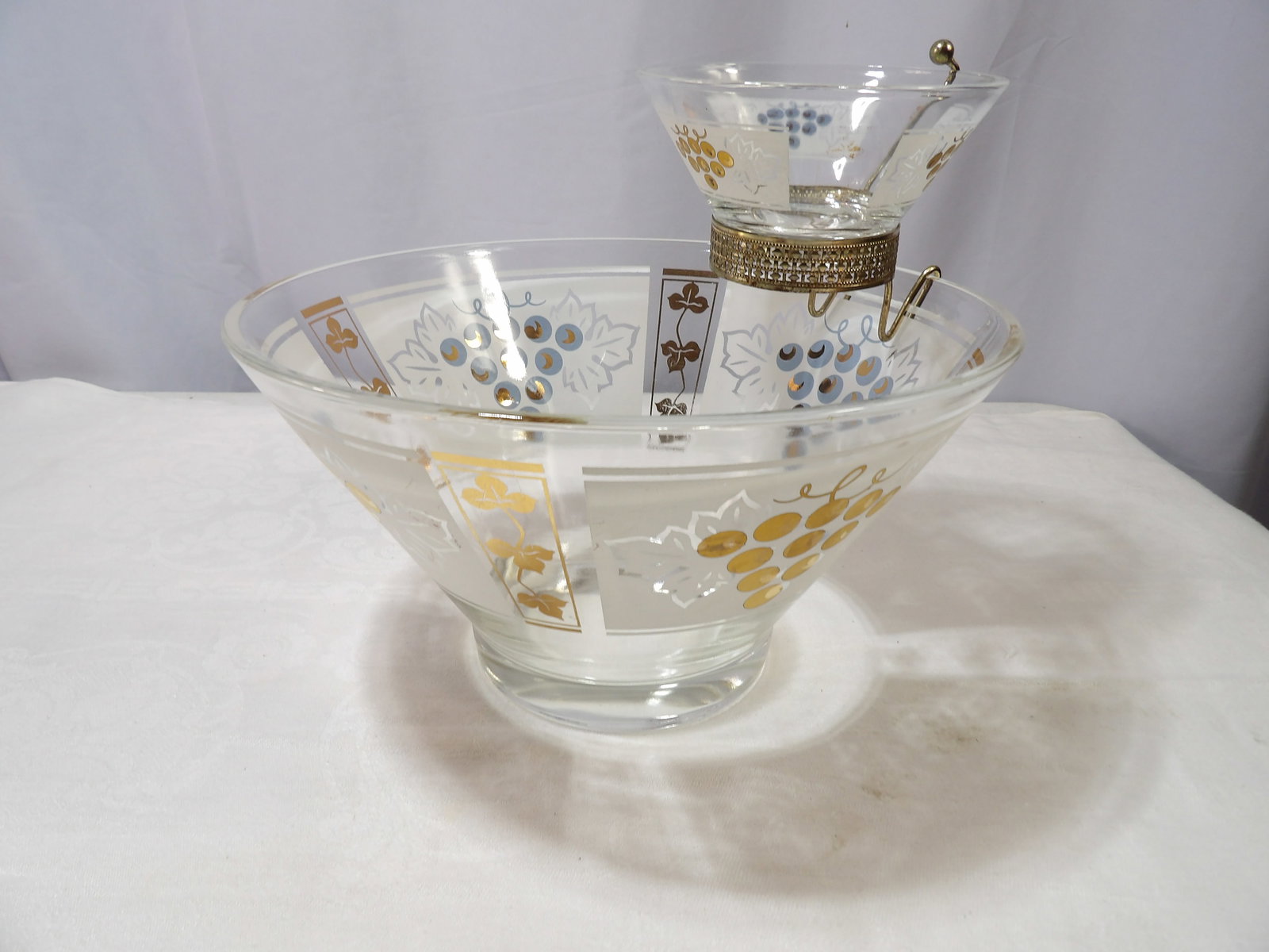 Vintage Chip and Dip Set (1 of 4)