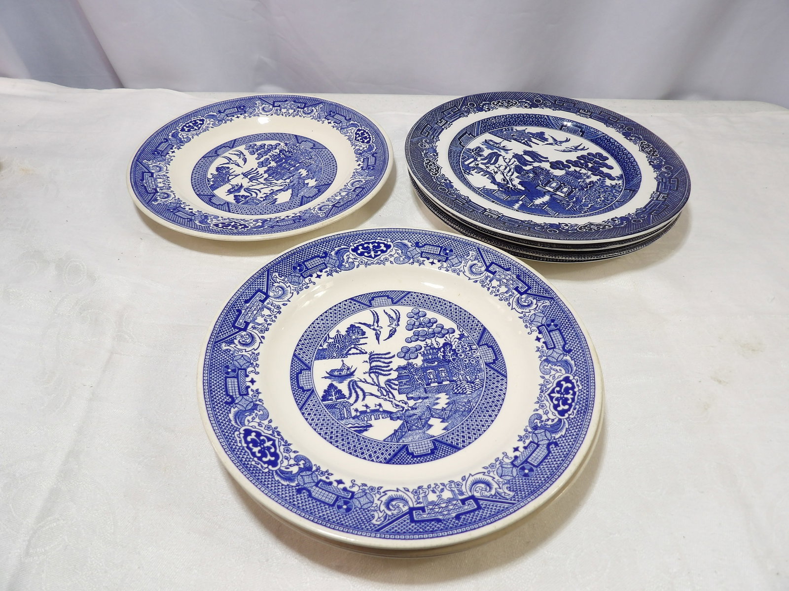 8 PCS-Dinner Plates (1 of 4)