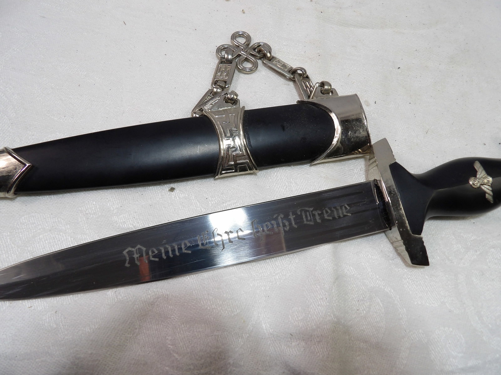 Chained Dagger and Scabbard - 2