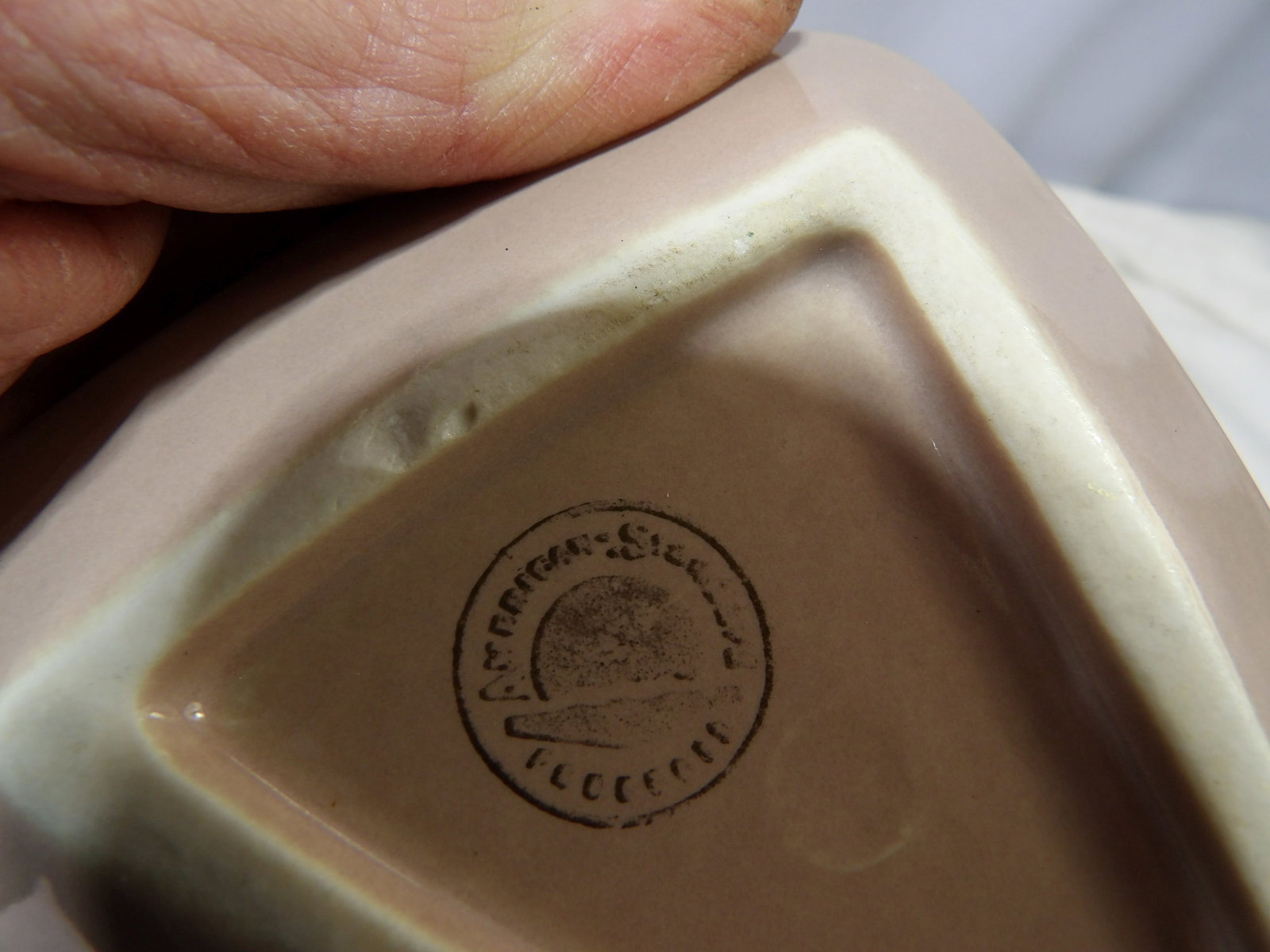 Ceramic Ash Tray - 3