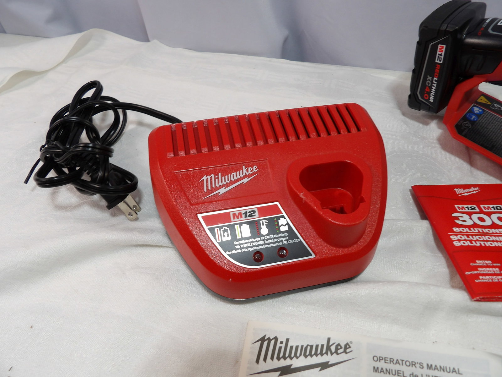 Milwaukee Pruning Saw - 2