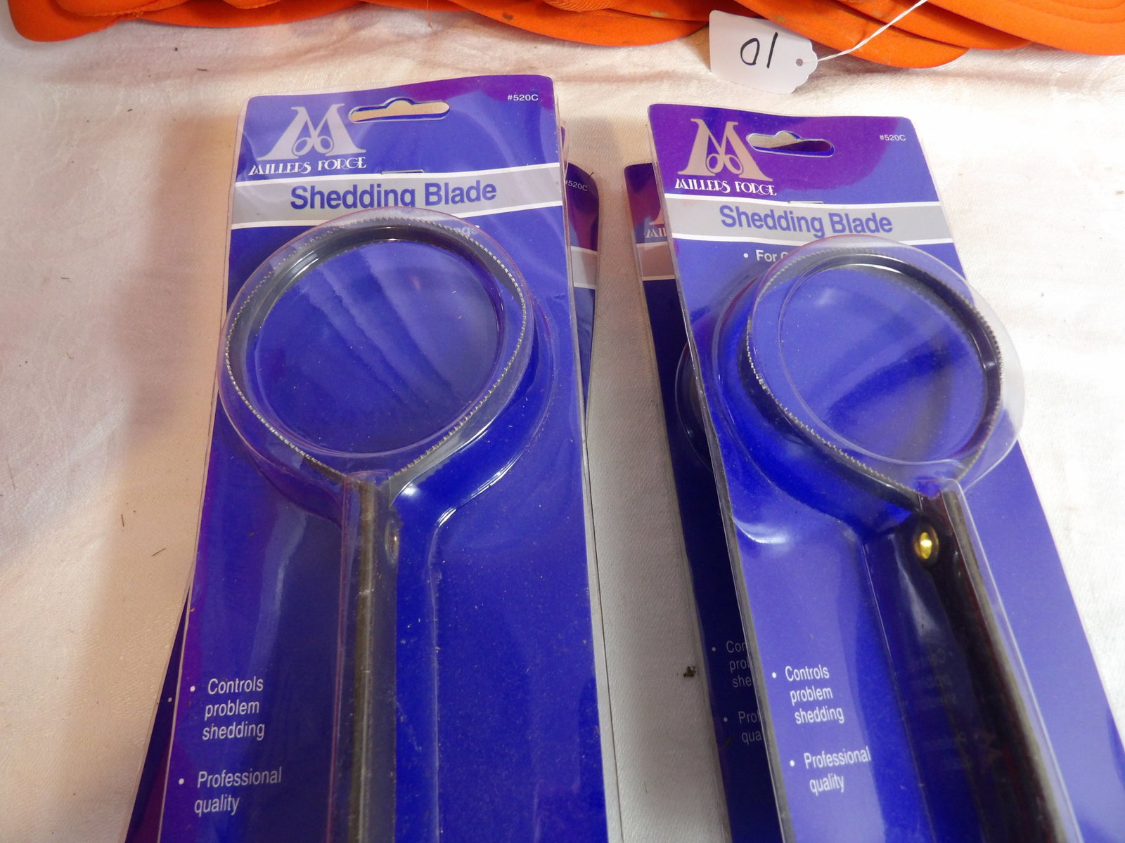 Lot of 5 Shedding Blades: Set of 5 New Miller's Forge Shedding Blades. All measurements approximate. Please see photos for condition and details. Selling as is from 04281.