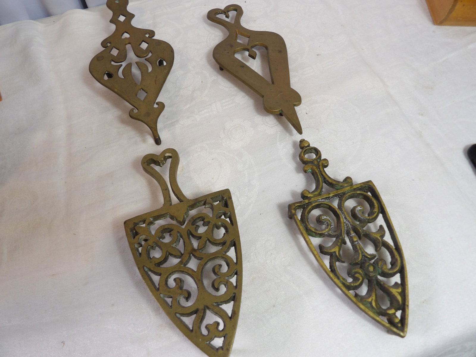 4 PCS.-Bronze Trivets (1 of 4)