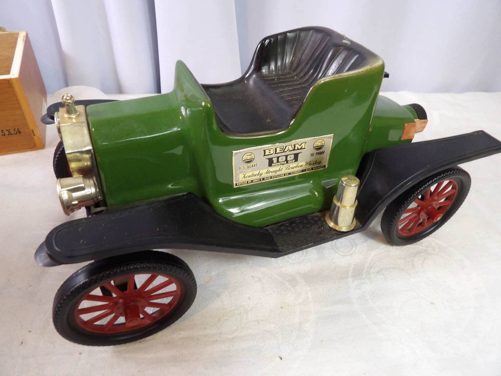 Jim Beam Model T Ford Decanter (1 of 4)