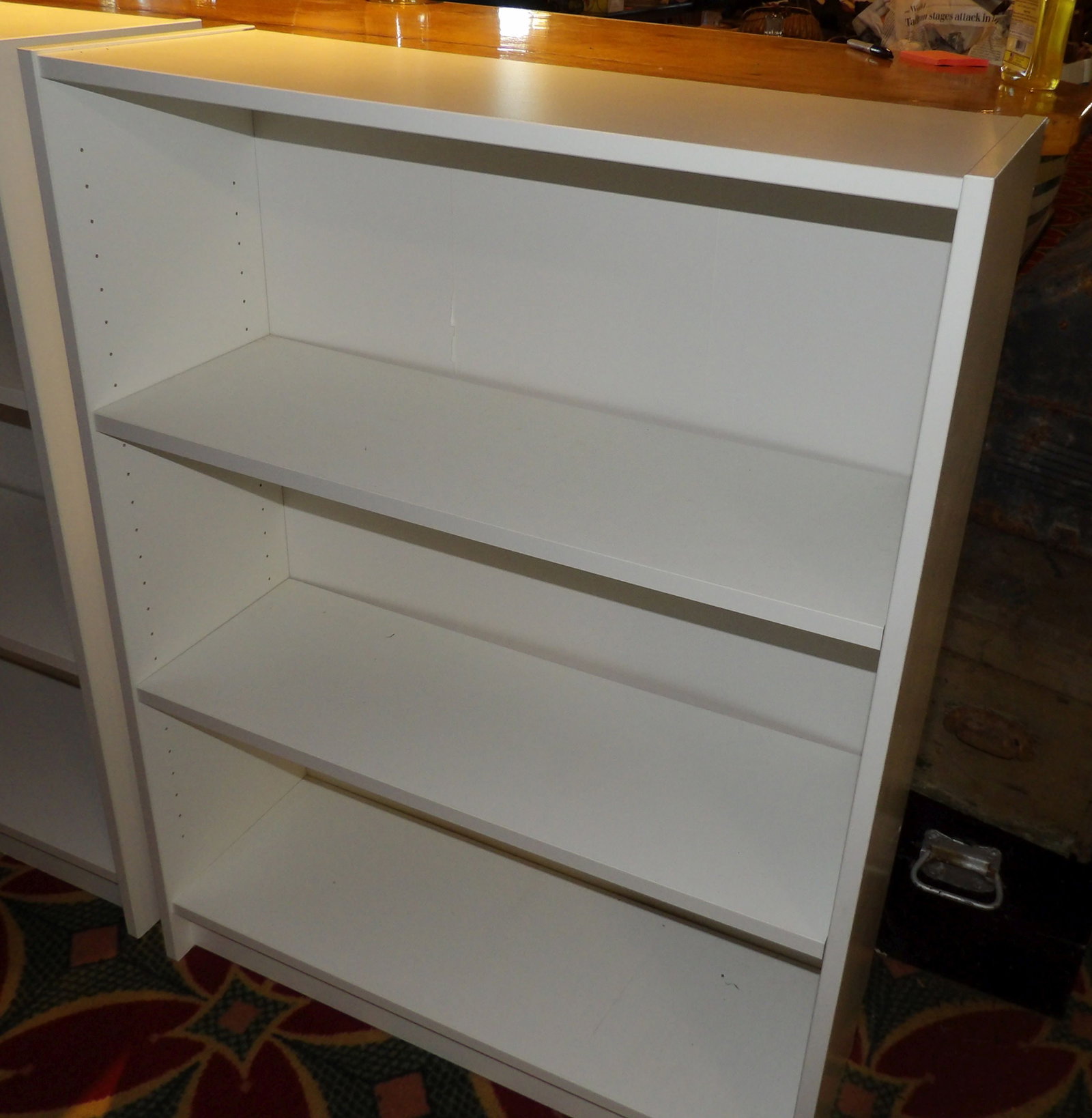 3 Shelf Bookcase: 3 Shelf Bookcase, Great Condition, 32" X 42". All measurements approximate. Please see photos for condition and details. Selling as is from 04281.
