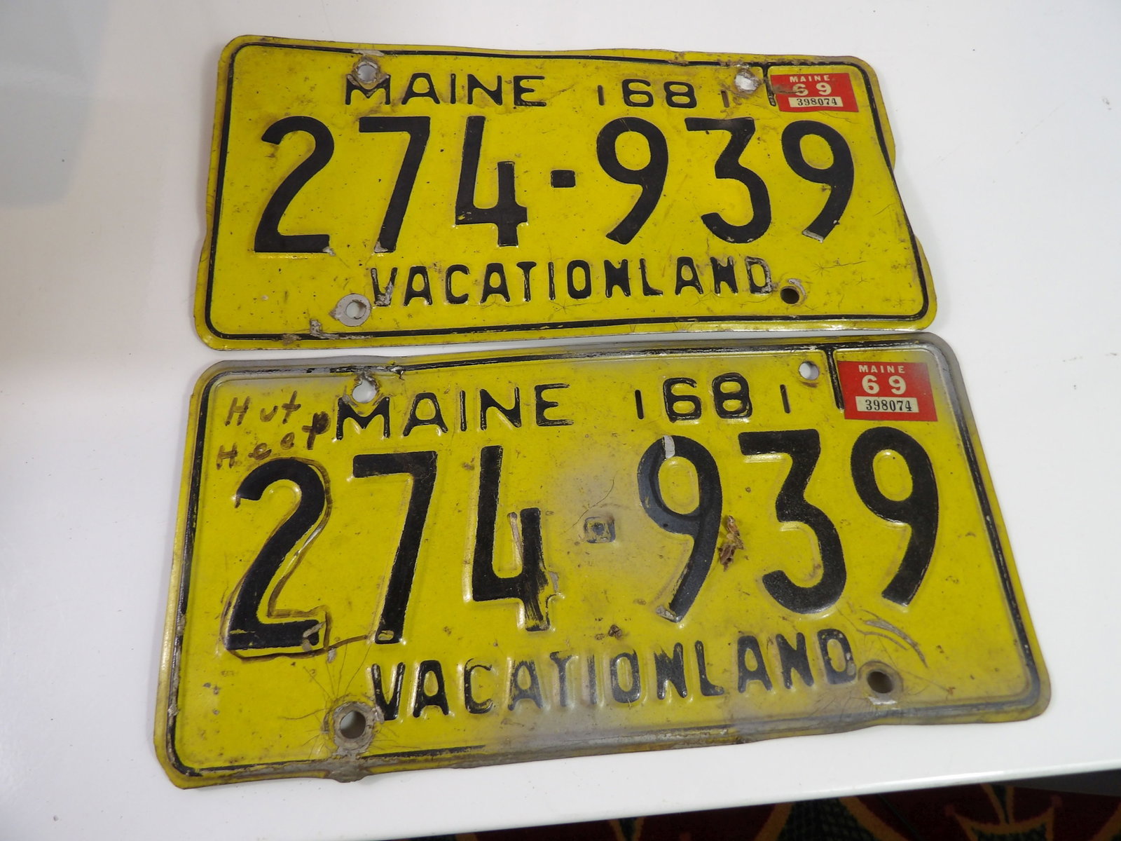 Pair of 1968 Maine License Plates (1 of 4)
