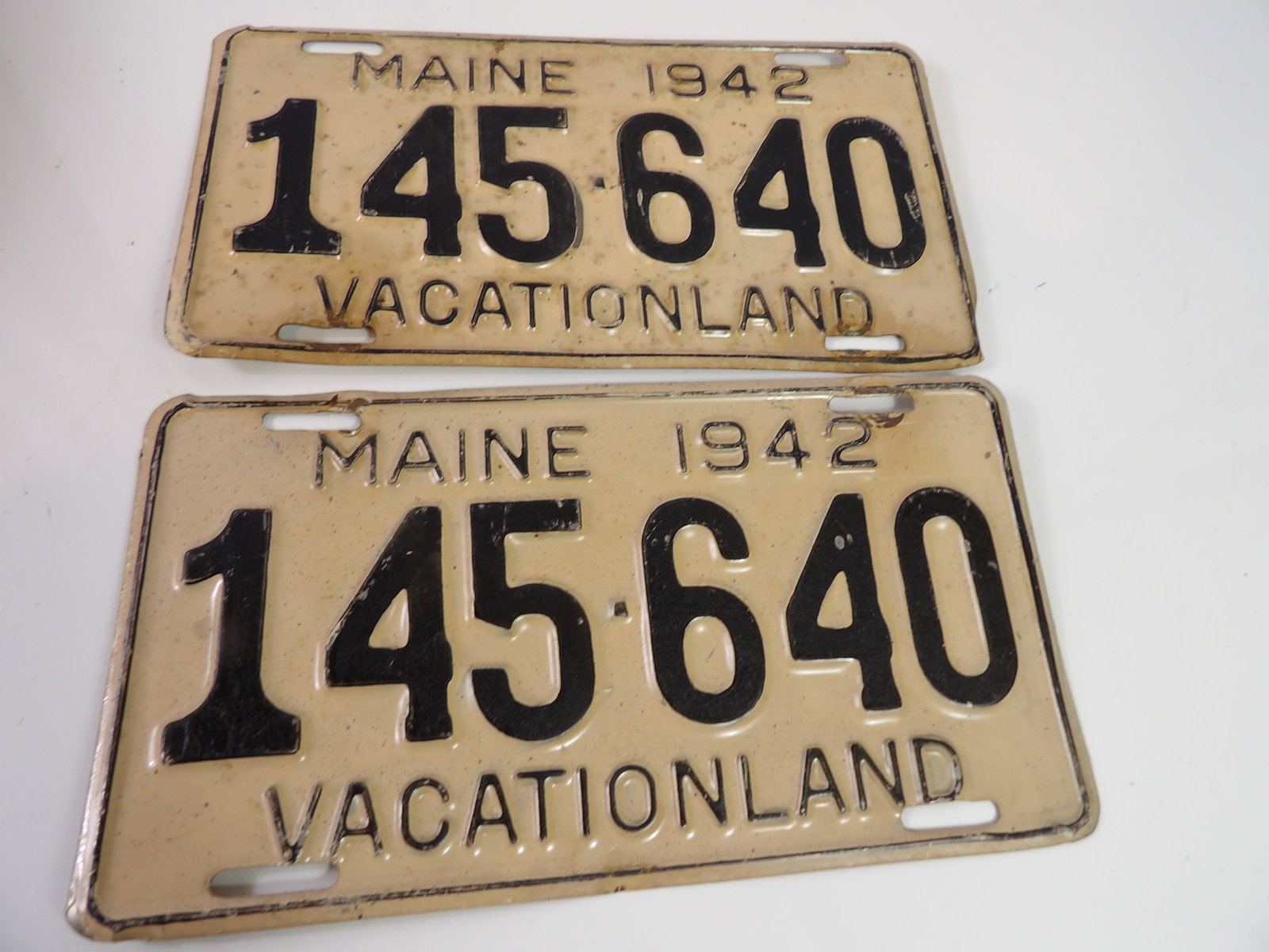 Pair of 1942 Maine License Plates (1 of 3)
