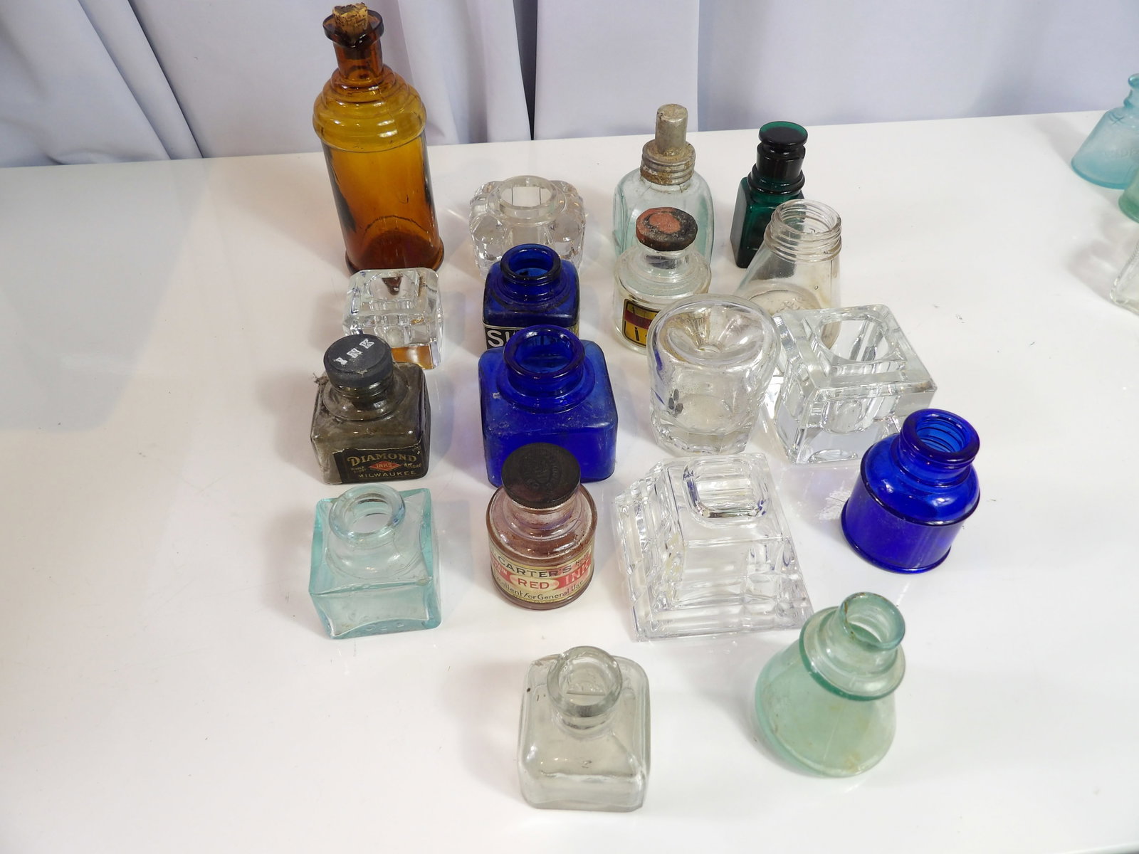 Collection of 18 Vintage Ink Bottles: Collection of 18 Vintage Ink Bottles. All measurements approximate. Please see photos for condition and details. Selling as is from 04281.