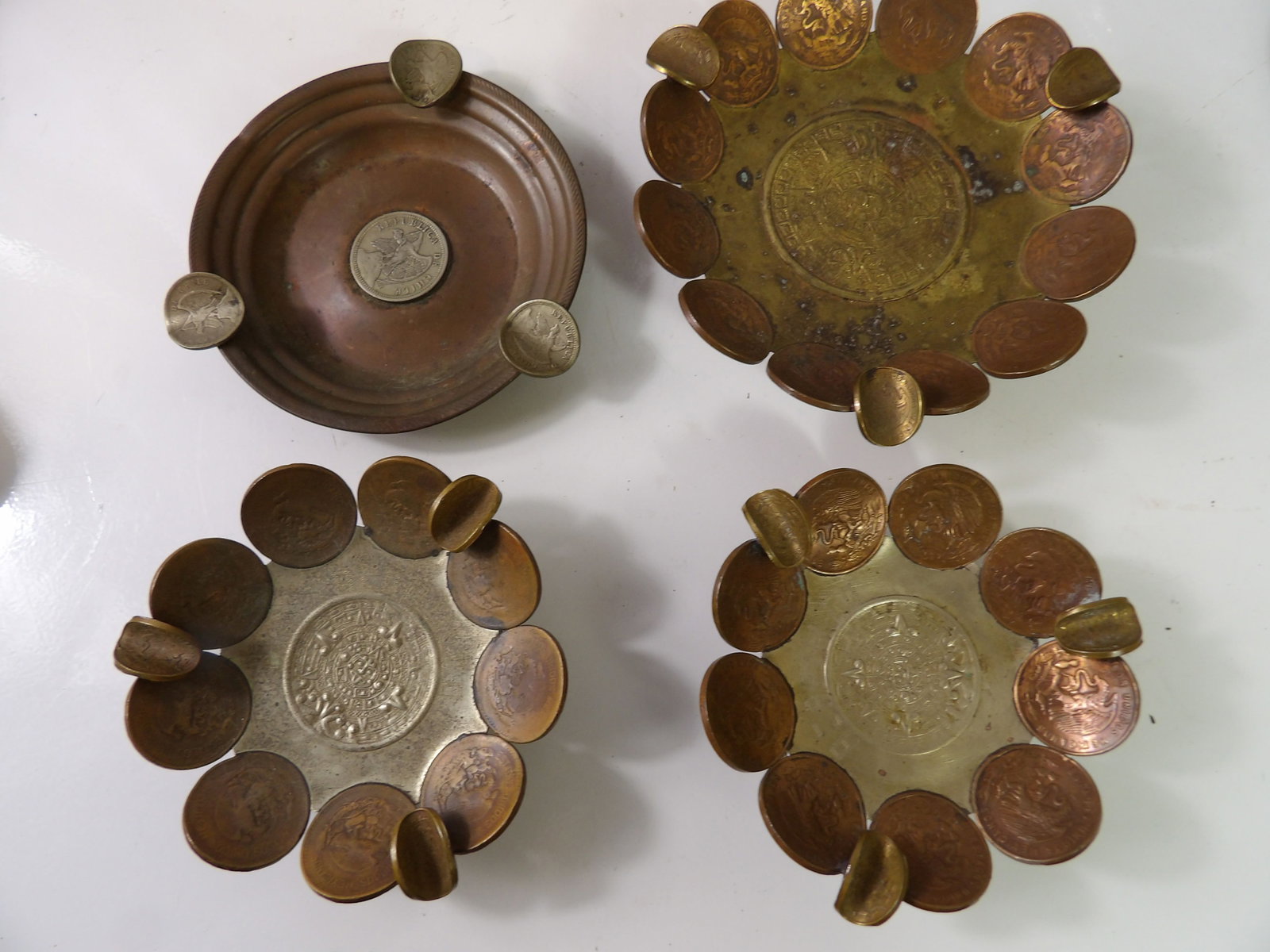 4 PCS.-Vintage Metal Ashtrays (1 of 5)