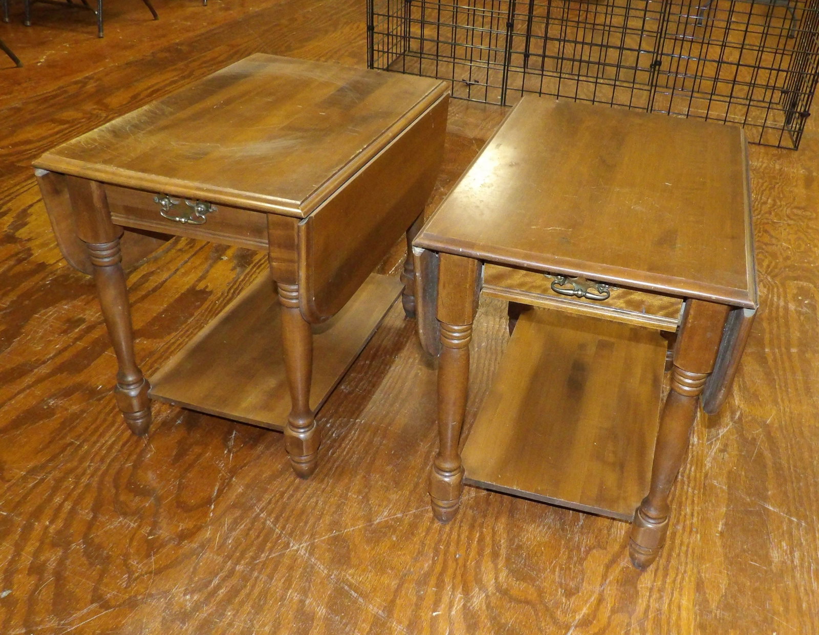 Pair of Wooden Drop Leaf End Tables: Pair of Vintage Wooden Drop Leaf End Tables. All measurements approximate. Please see photos for condition and details. Selling as is from 04281.
