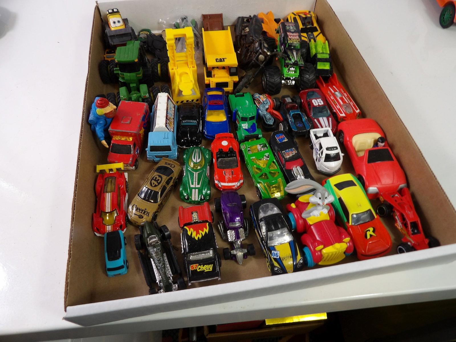 Collection of Toy Cars, Hot Wheels, Matchbox (1 of 5)