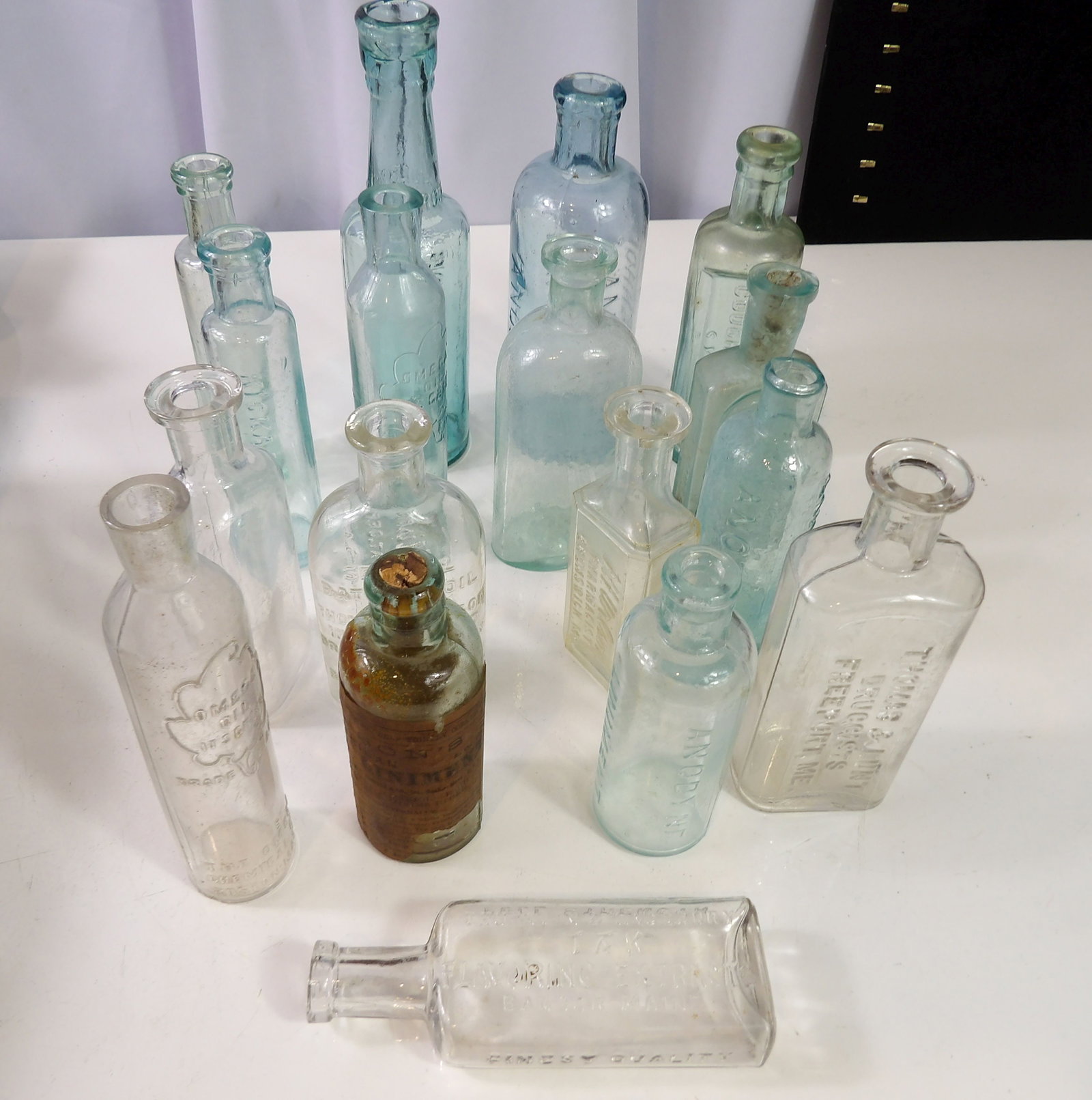 17 PCS.-Vintage Bottles: Lot of 17 Vintage Bottles. All measurements approximate. Please see photos for condition and details. Selling as is from 04281.