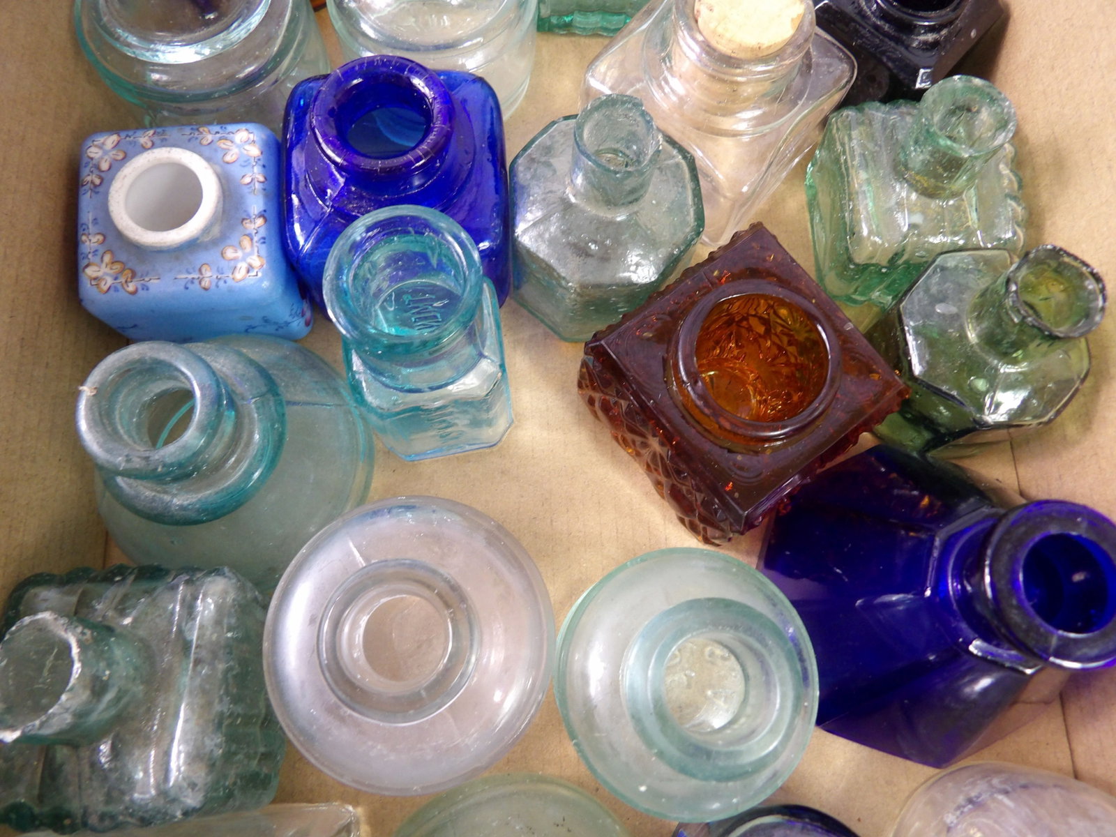 25 PCS.- Early Ink Bottles - 3
