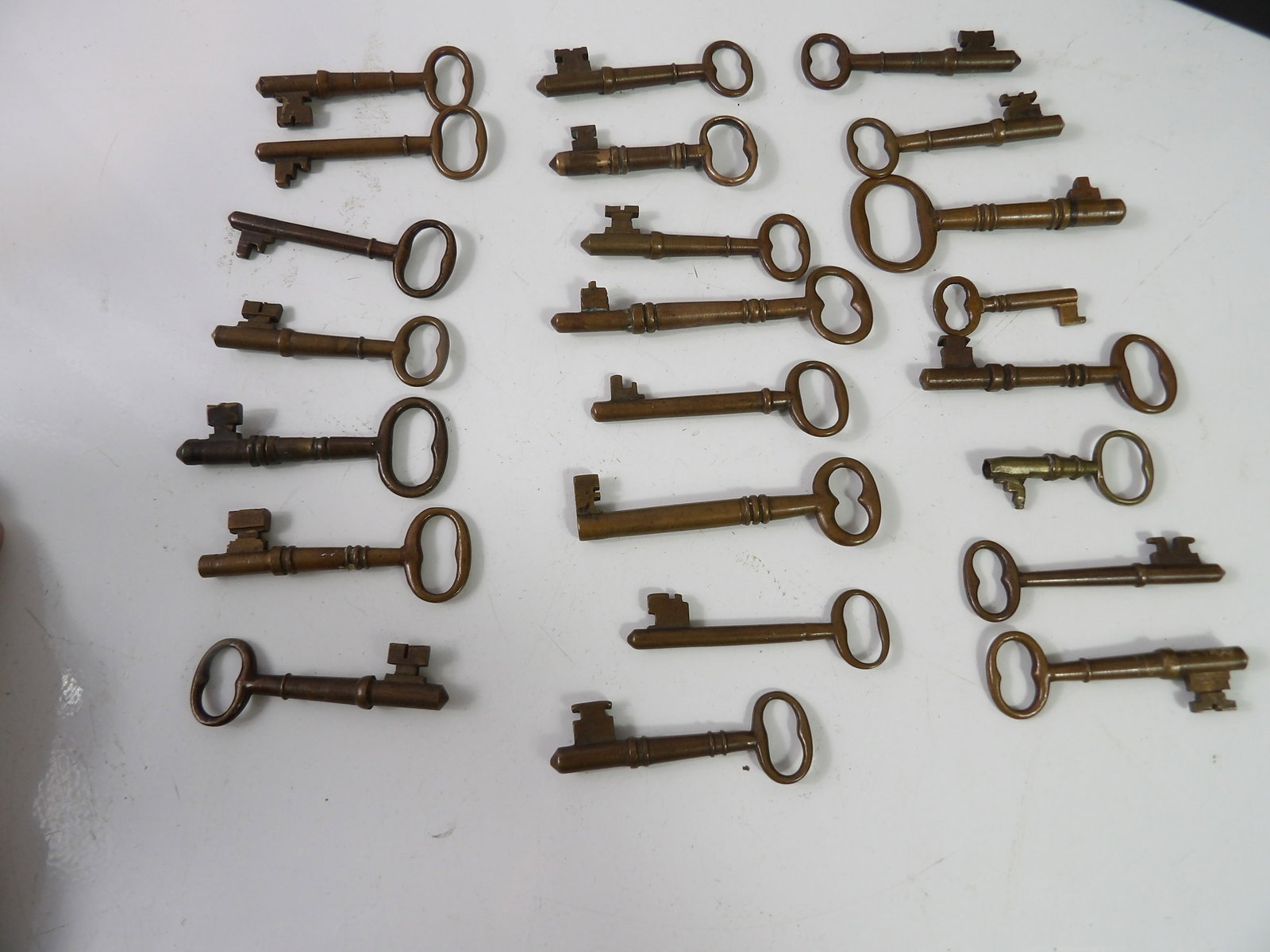 Various Brass & Bronze Skeleton Keys - 5