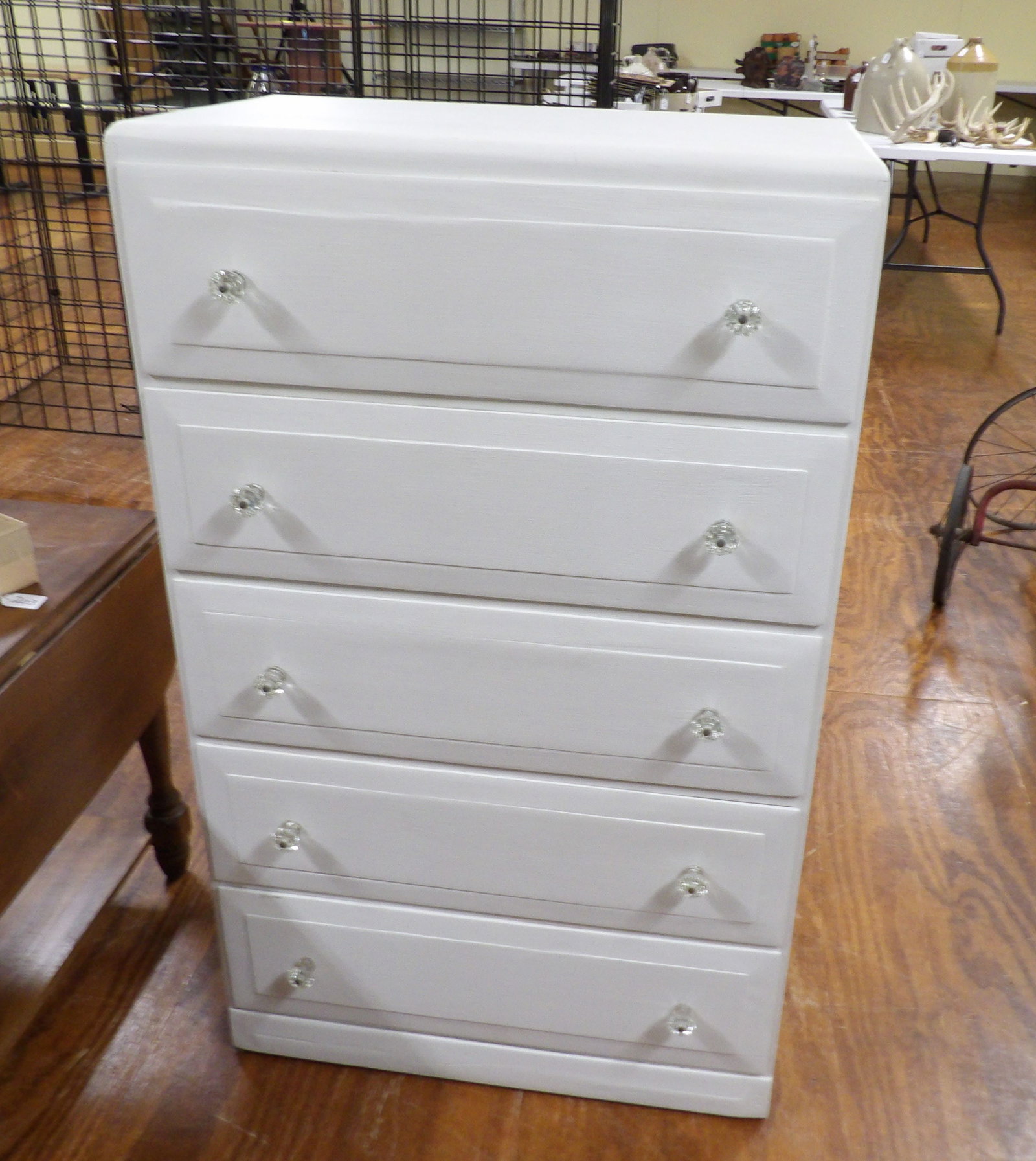 5 Drawer Dresser (1 of 4)