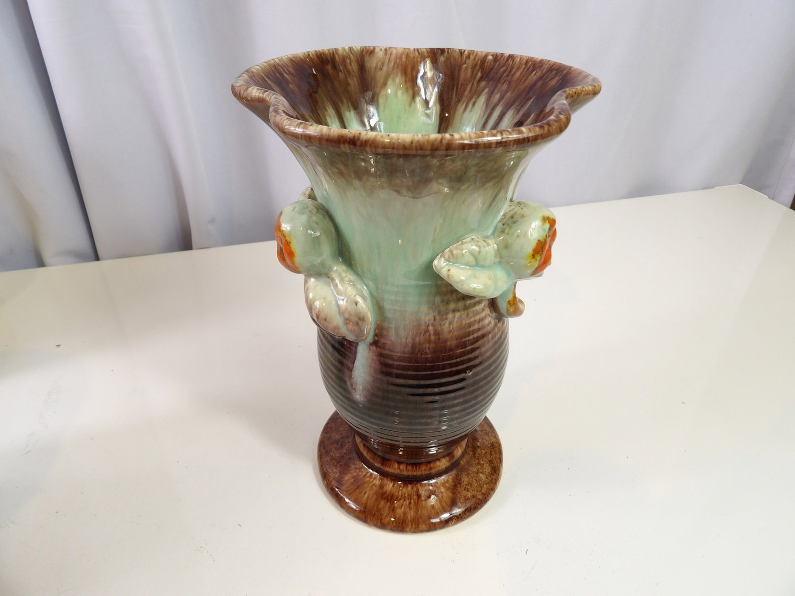 Vintage Majolica Pottery Vase by Elforan Keramik: Vintage Majolica Pottery Vase by Elforan Keramik, 9" Tall, No Damage Seen. All measurements approximate. Please see photos for condition and details. Selling as is from 04281.