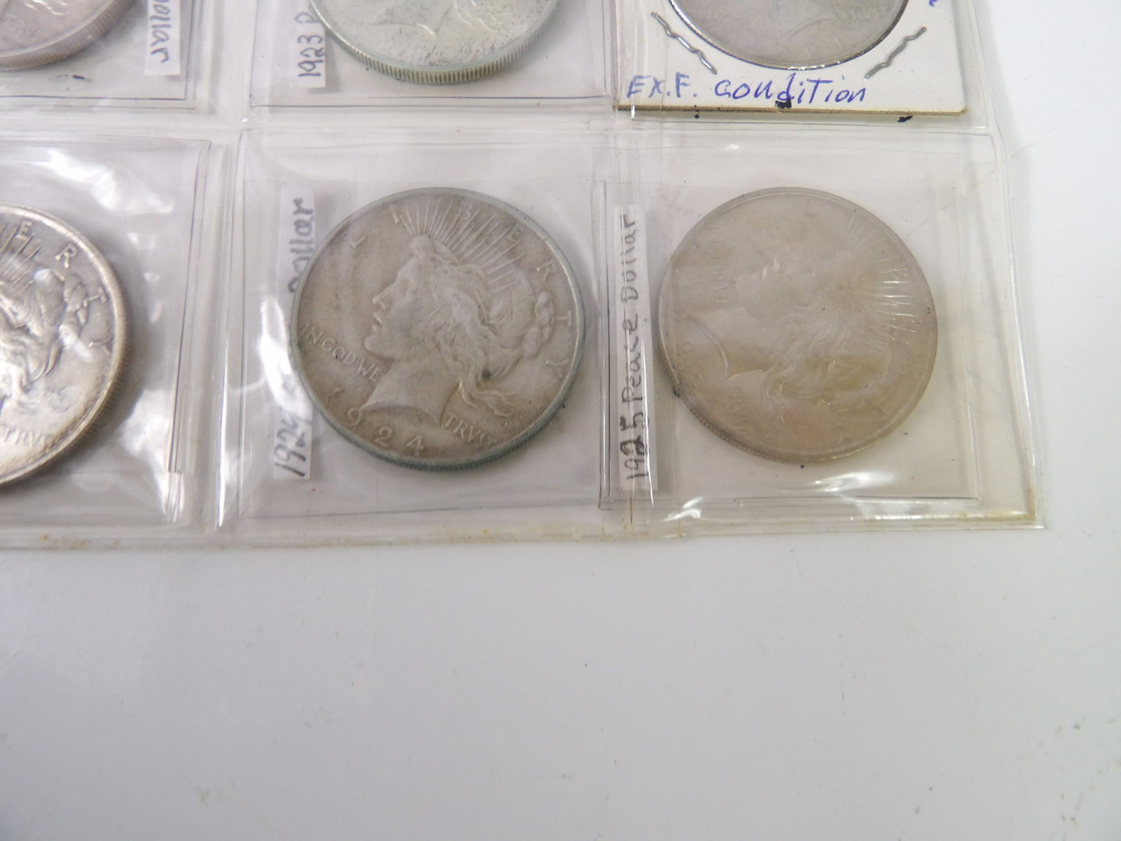 12 1922 - 1925 Peace Dollars - 5